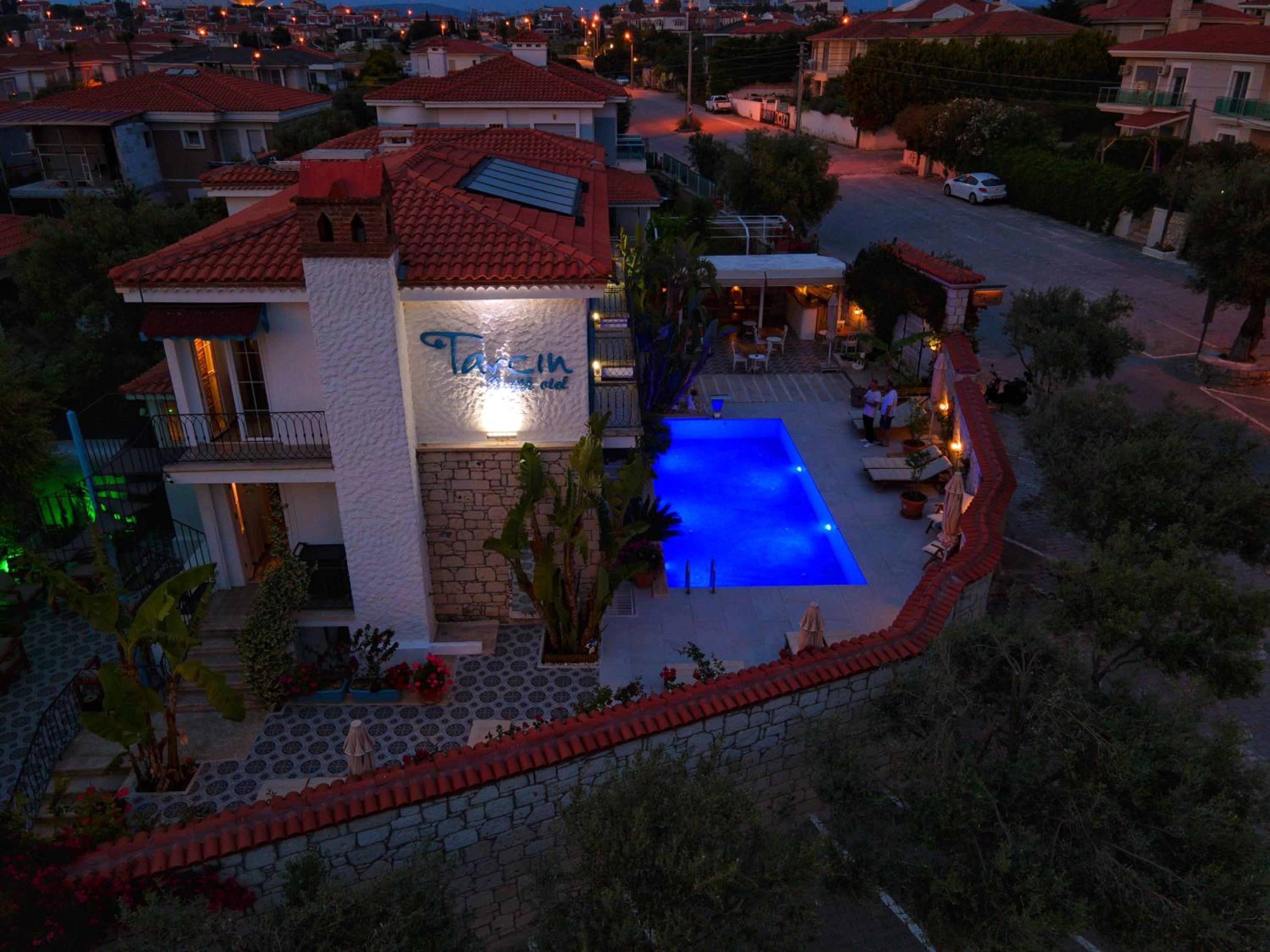 Tarçın Alaçatı Otel