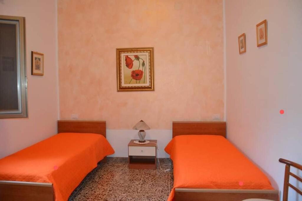 Bouganville, casa sul giardino vicino Otranto