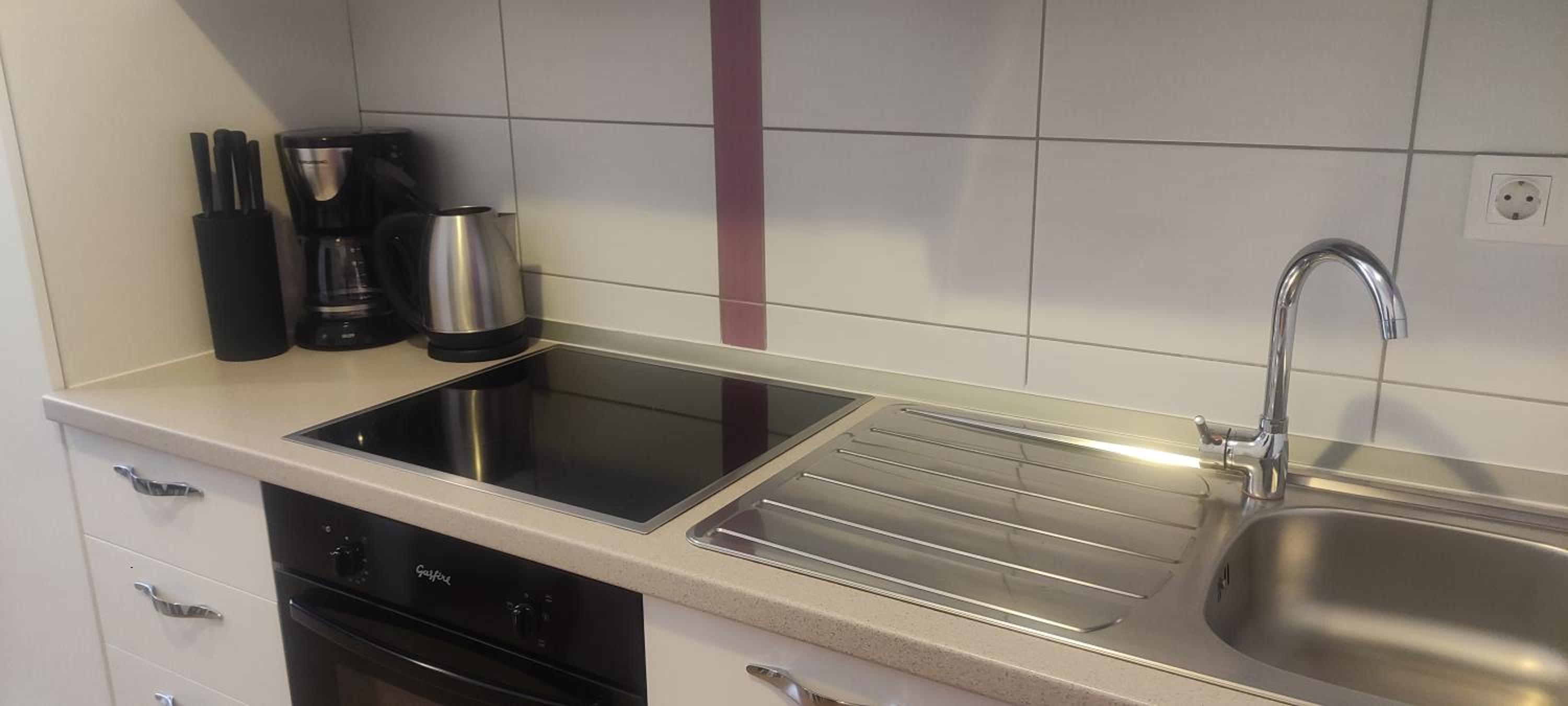 Tomena apartments