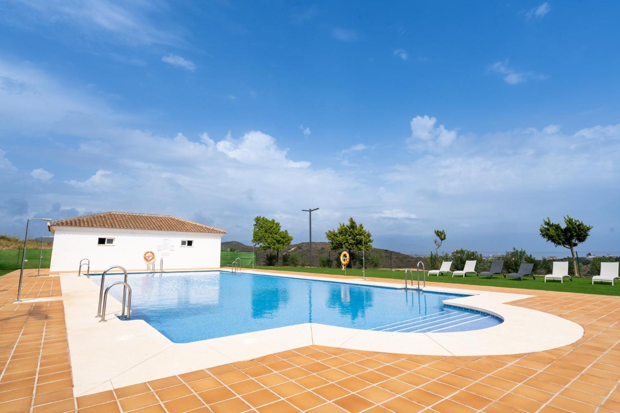 13 Modern apt for 6 guest with shared pool in Manilva Andalucia view 2