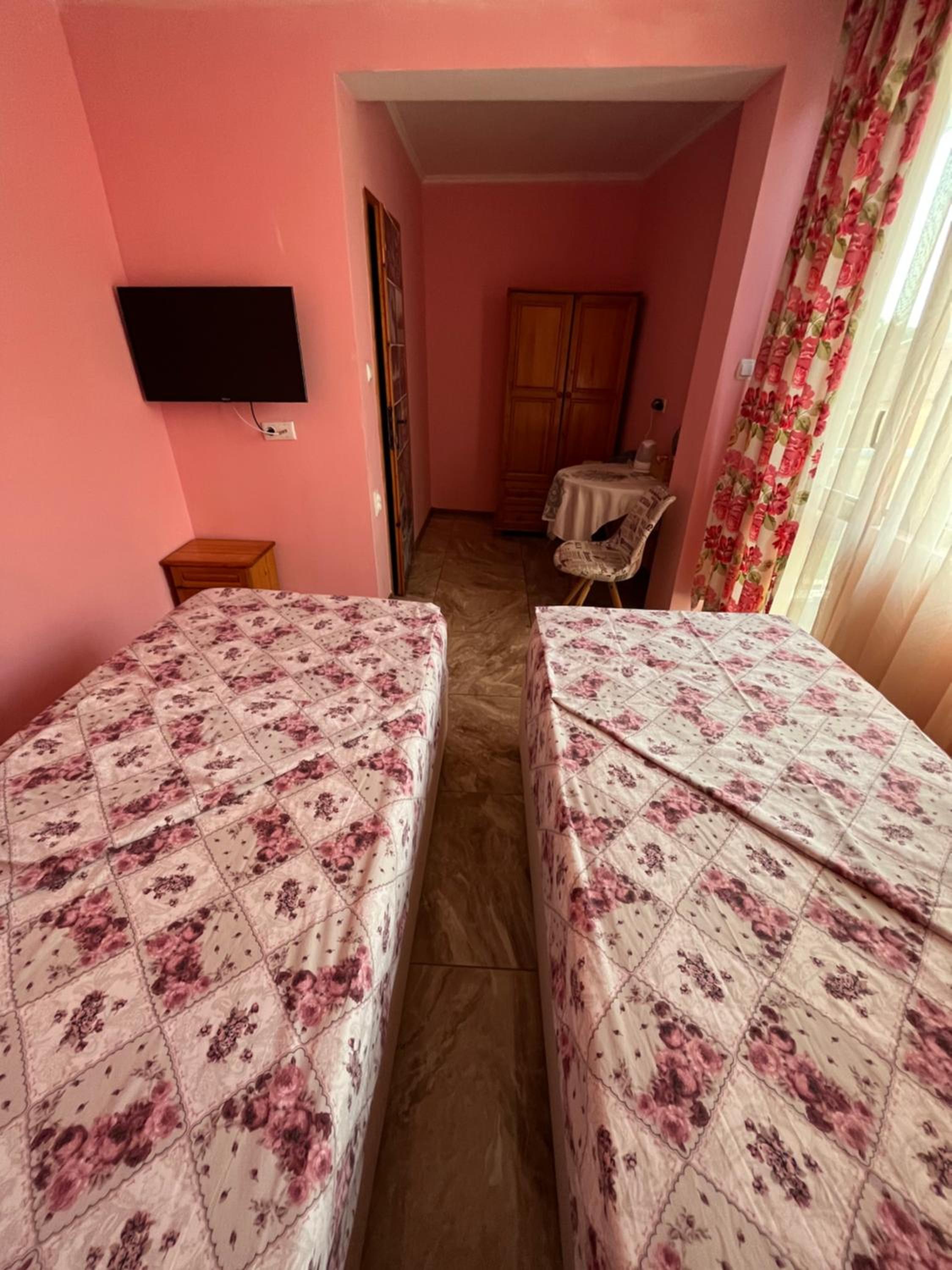 Daniel Guest House