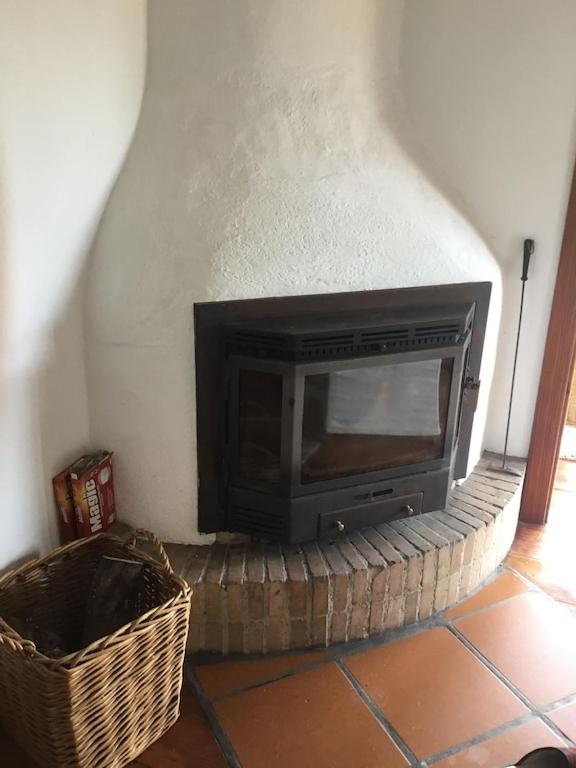 Spacious characterful villa with spectacular views in quiet rural setting.