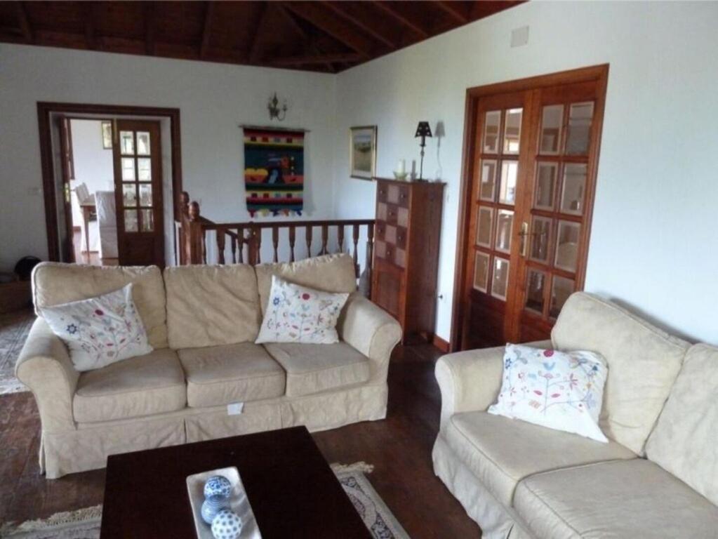 Spacious characterful villa with spectacular views in quiet rural setting.