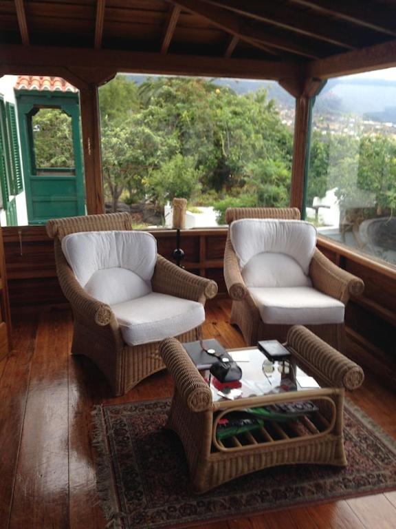 Spacious characterful villa with spectacular views in quiet rural setting.