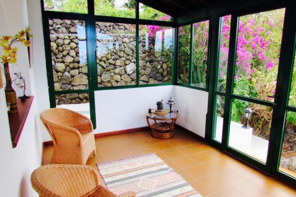 Spacious characterful villa with spectacular views in quiet rural setting.