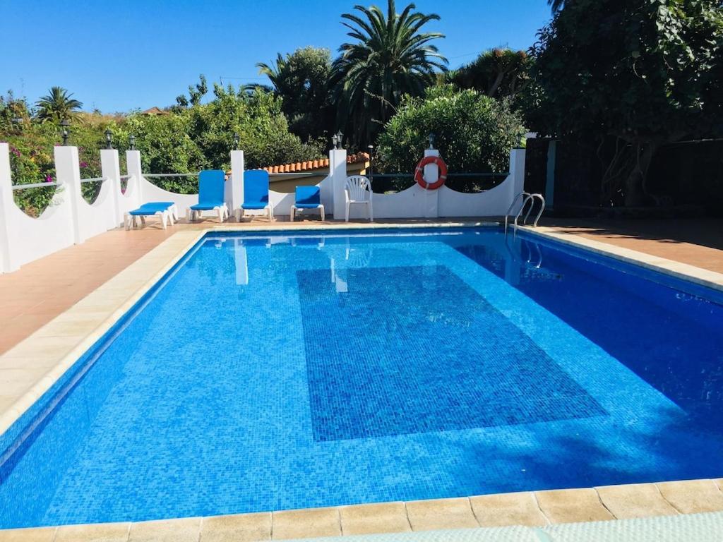 Spacious characterful villa with spectacular views in quiet rural setting.