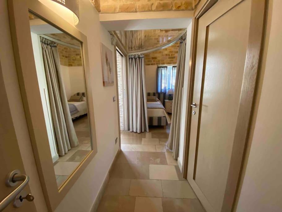 VERDEACQUA HOUSE