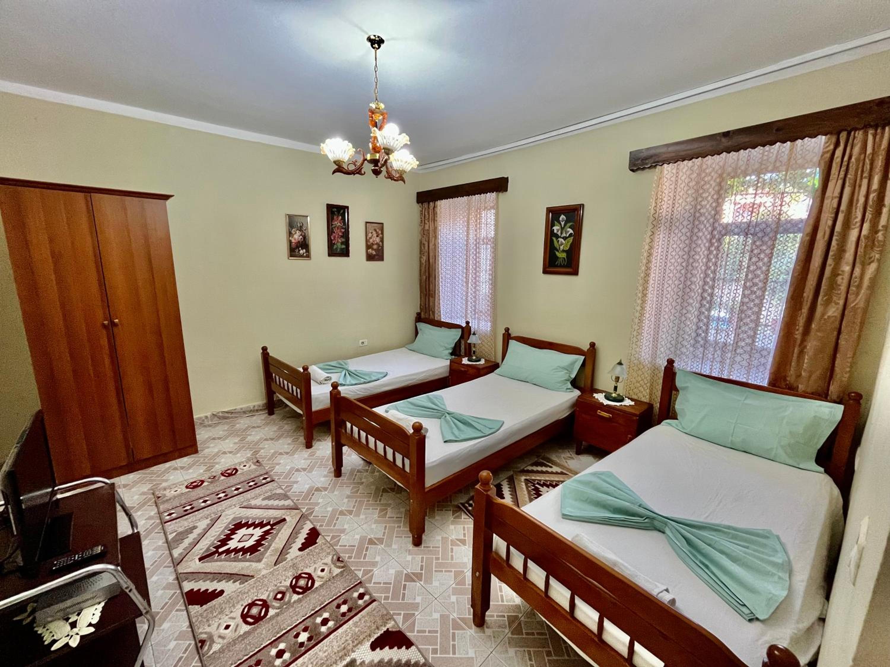 Guest House Adi Doga