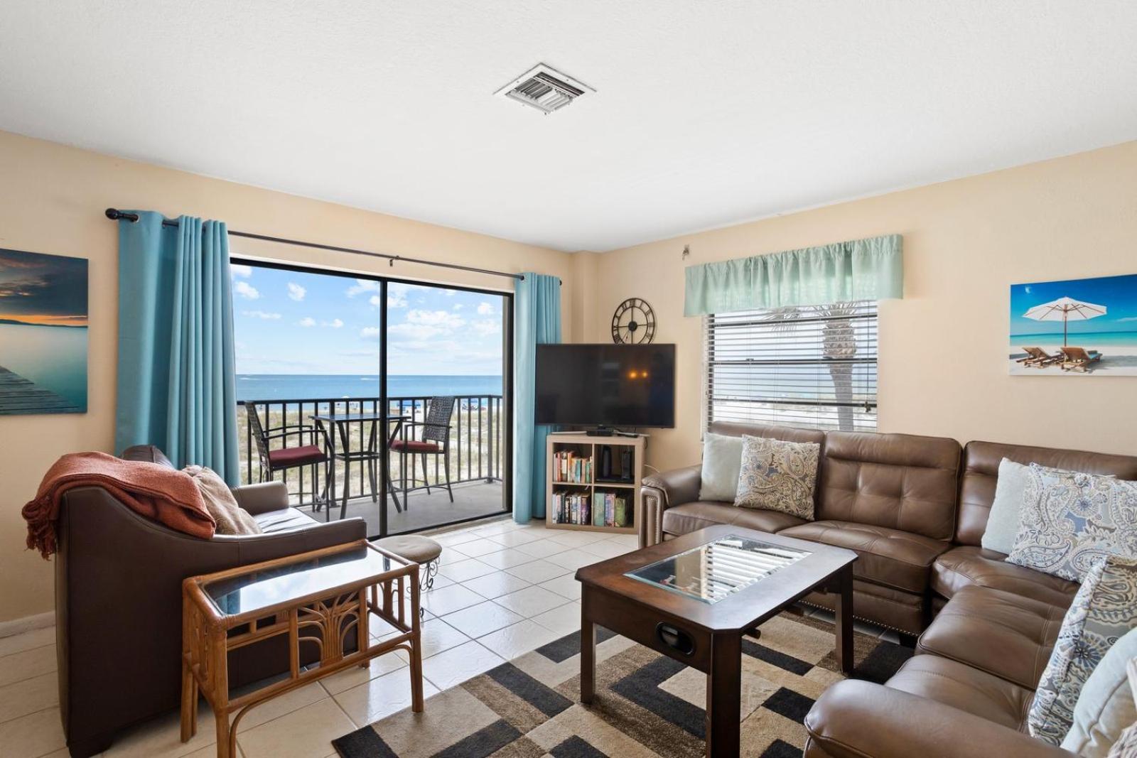Direct Beach Front 1b 1b Balcony - Surf Song #240
