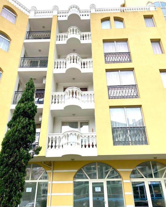 Apartament 2 camere pe malul marii Free Parking Sunny Beach