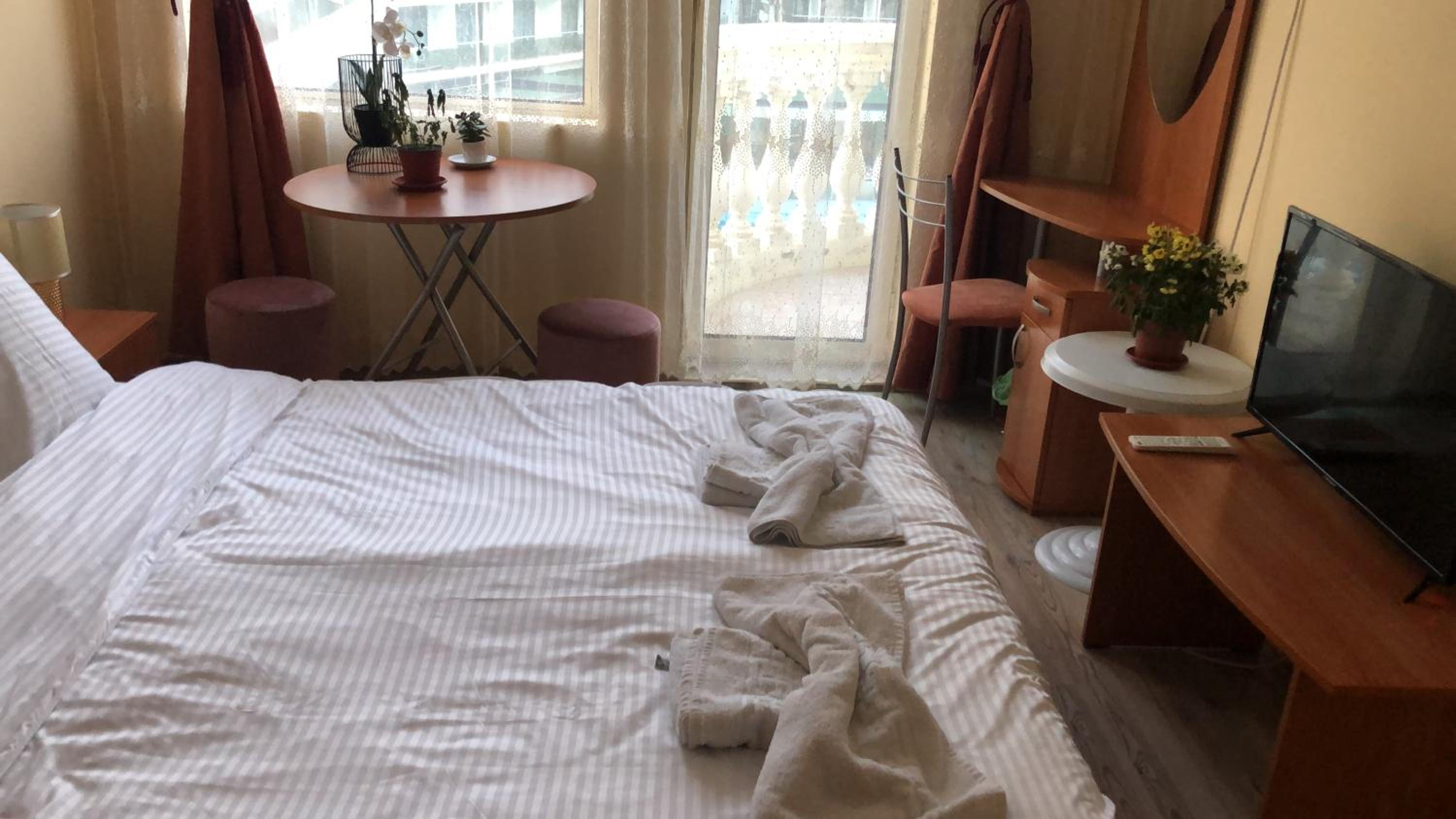 Apartament 2 camere pe malul marii Free Parking Sunny Beach