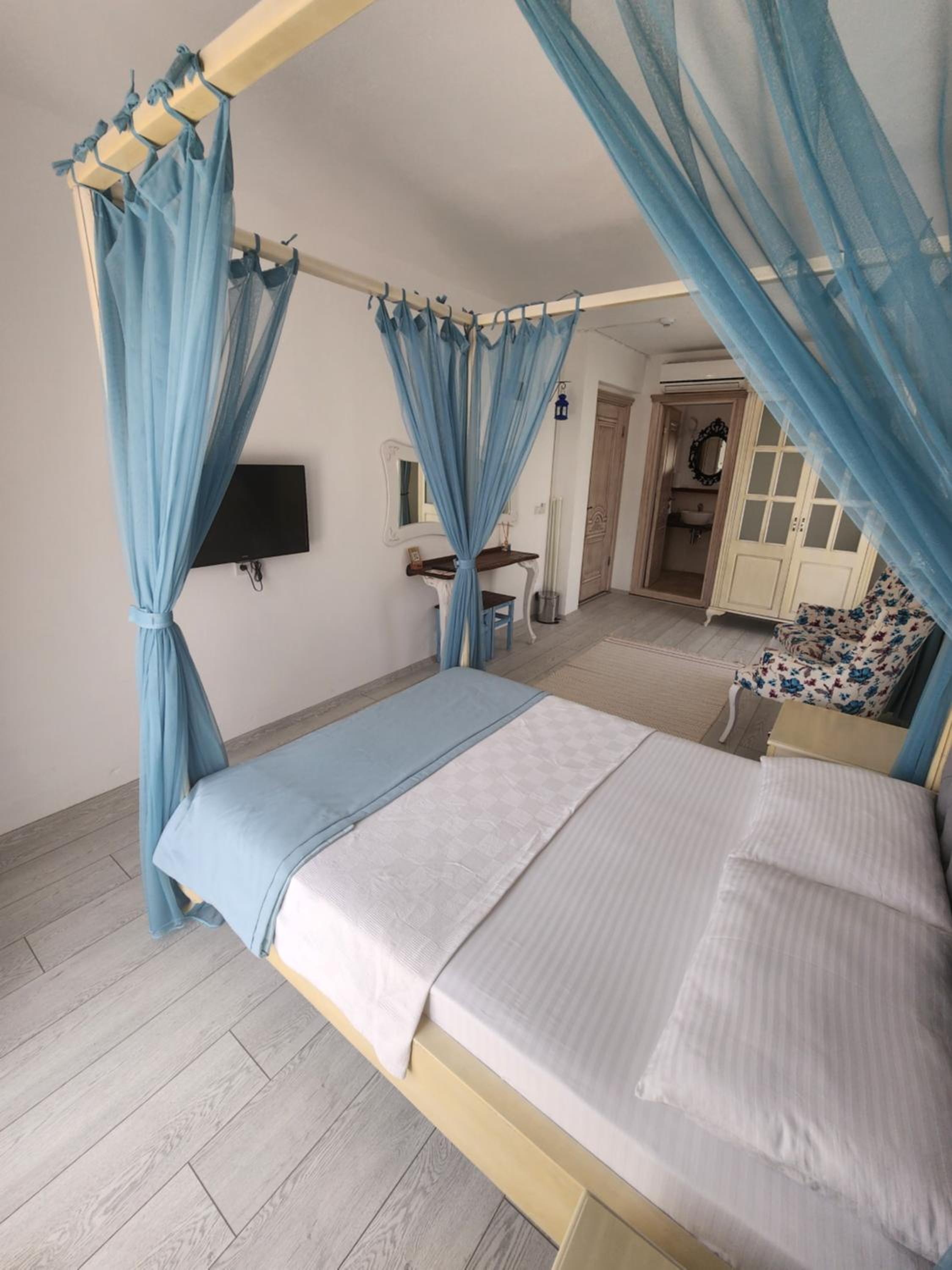 Tarçın Alaçatı Otel
