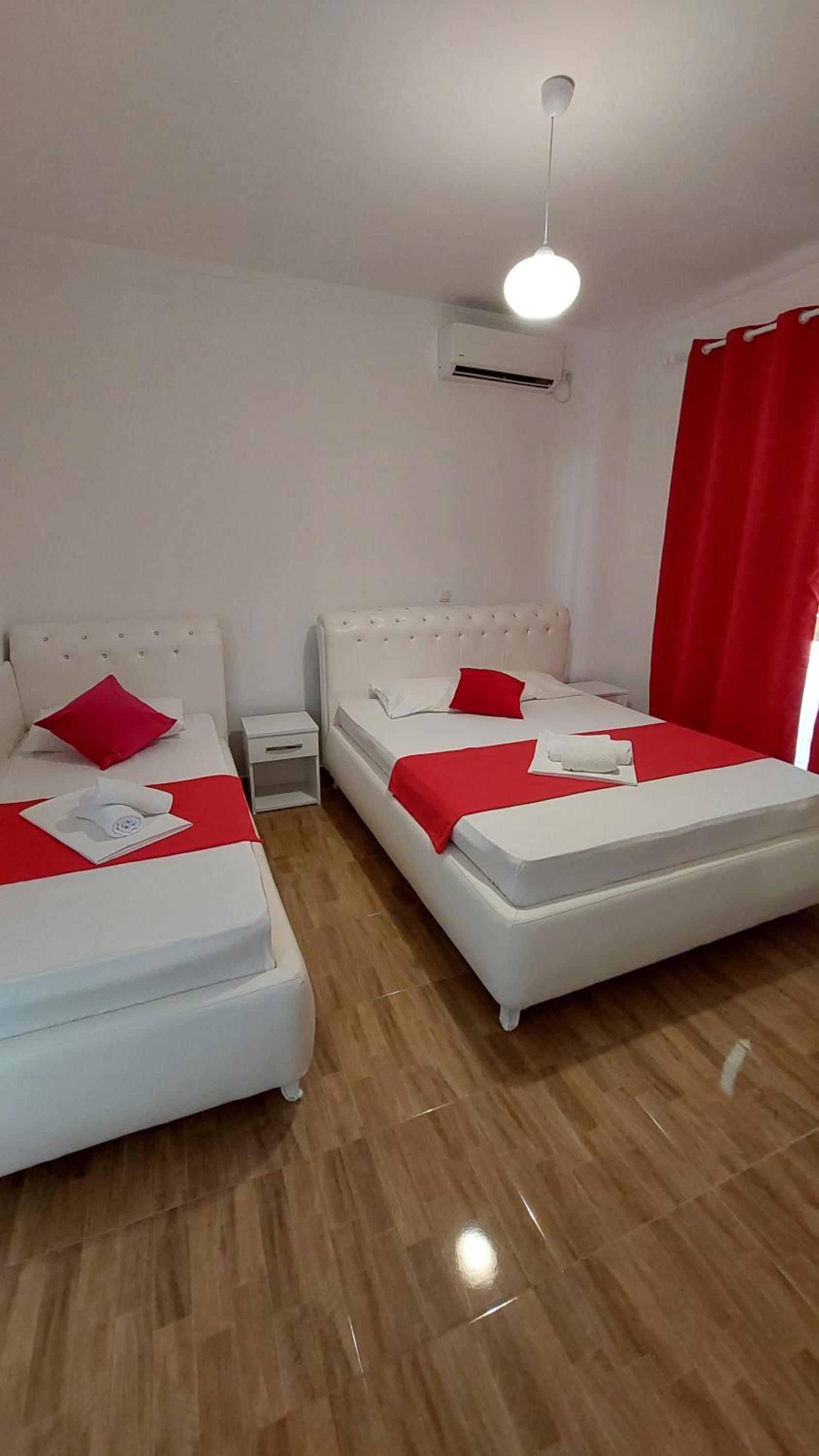 Rinia Apartments