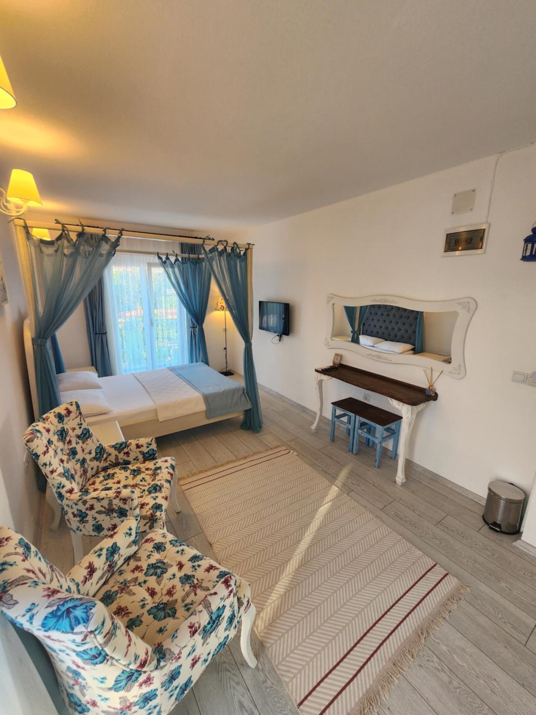 Tarçın Alaçatı Otel