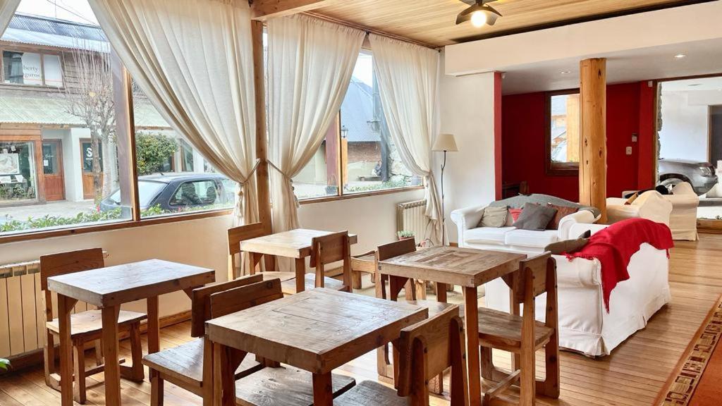 Hosteria Posta de los Colonos