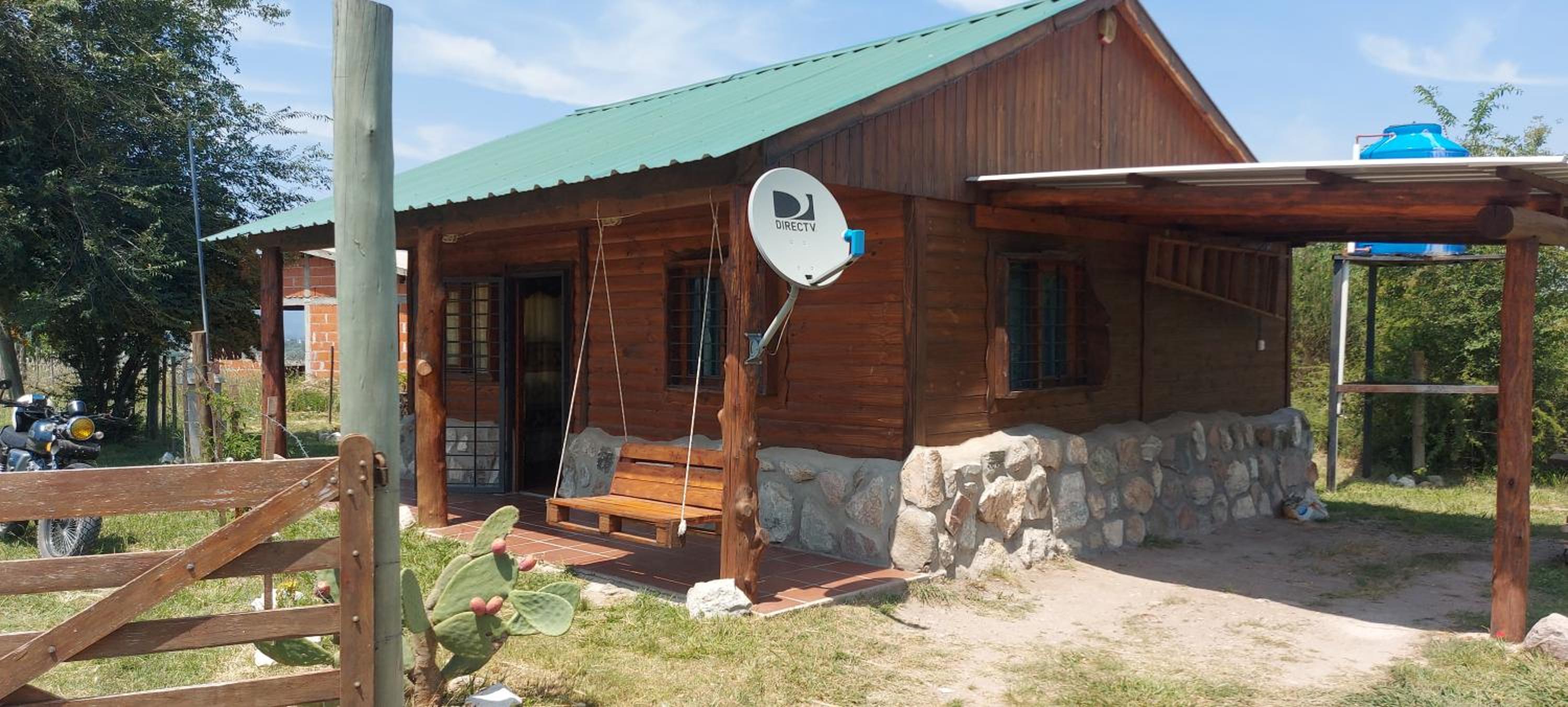 CABAÑA AKAPANA
