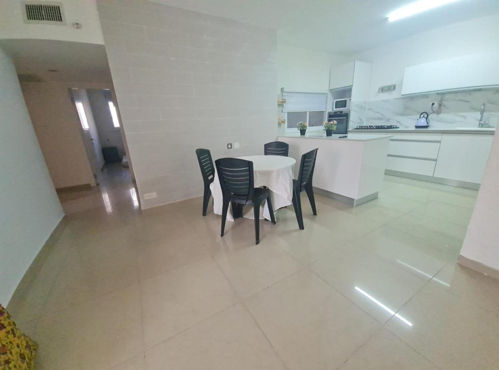Ashkelon apartment near the beach