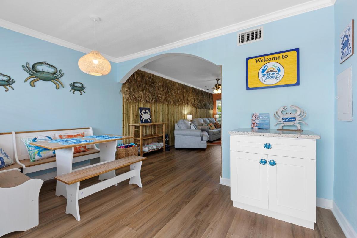 Tiki Blue Crab Cabana Beach Condo in Paradise
