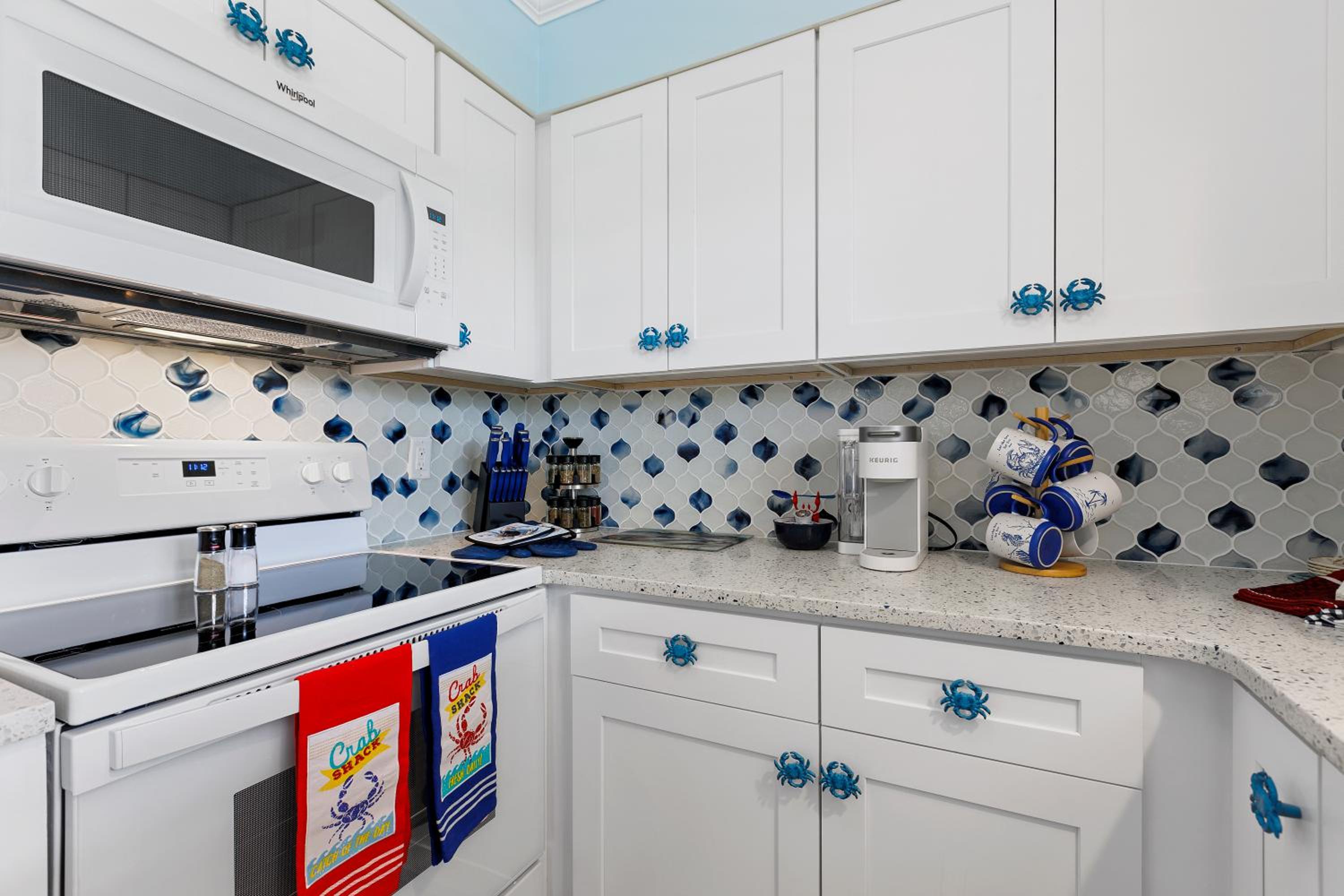 Tiki Blue Crab Cabana Beach Condo in Paradise