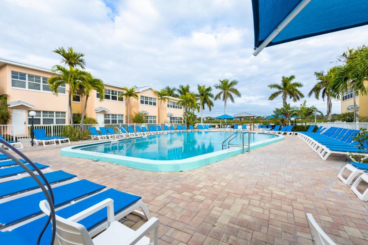 Tiki Blue Crab Cabana Beach Condo in Paradise
