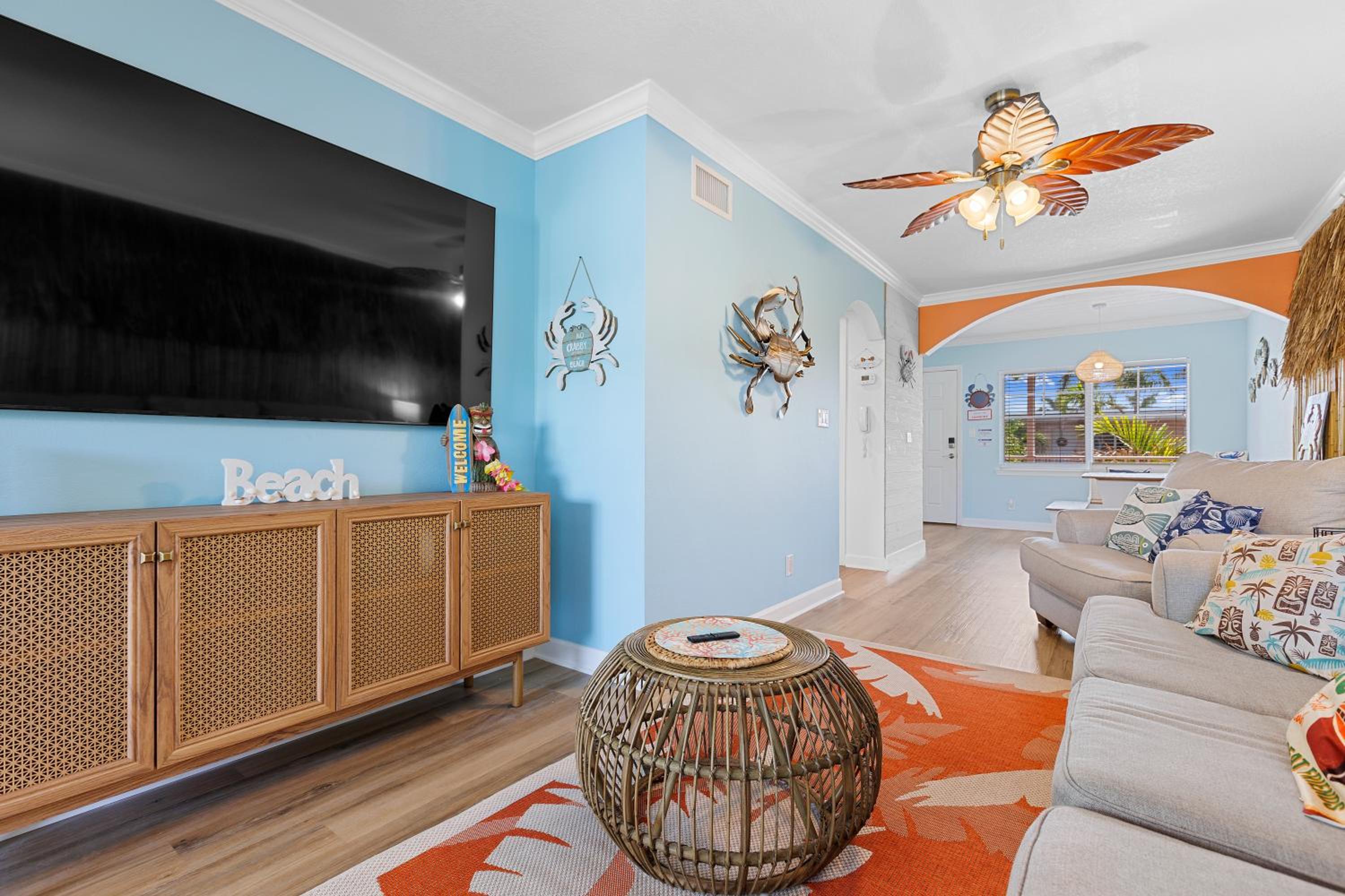 Tiki Blue Crab Cabana Beach Condo in Paradise