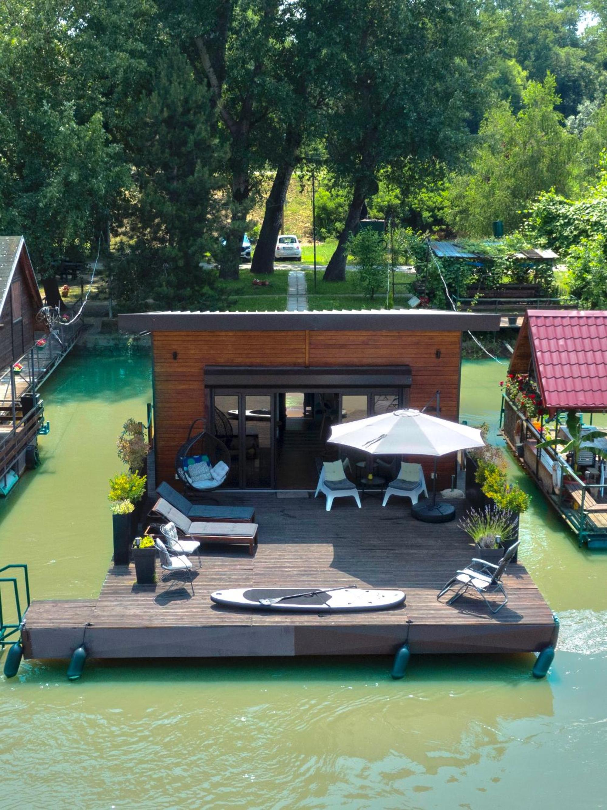 Beach House Belgrade view 5