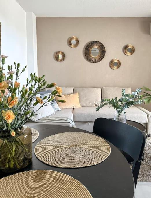 Elegant 2-bedroom apartment with beautiful views