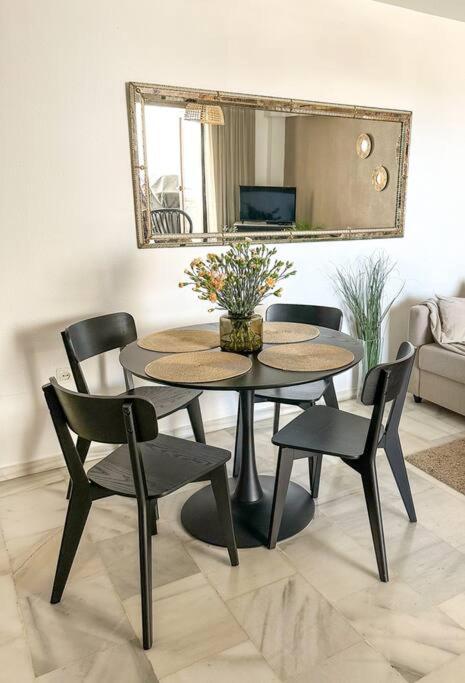Elegant 2-bedroom apartment with beautiful views