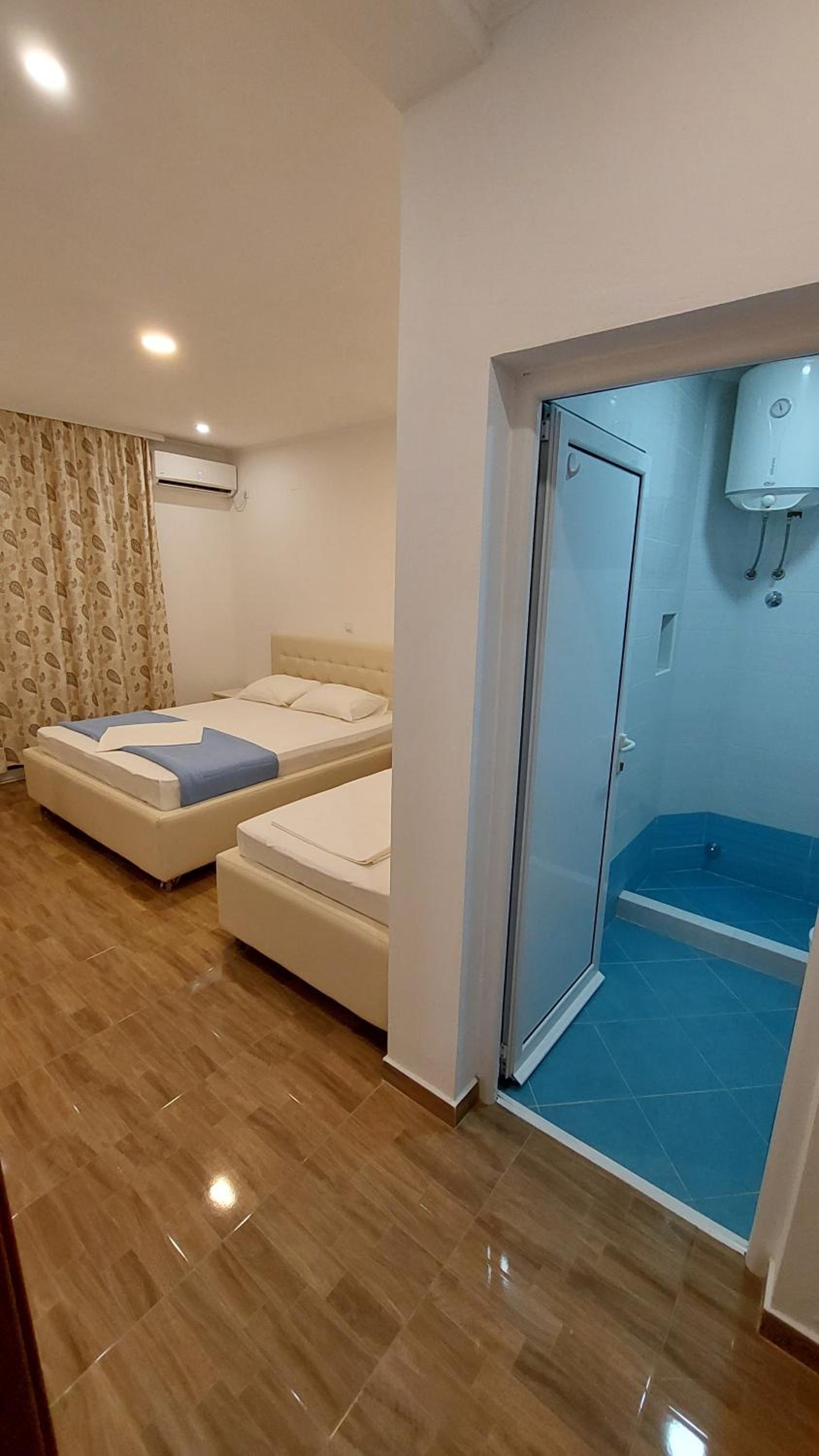 Rinia Apartments