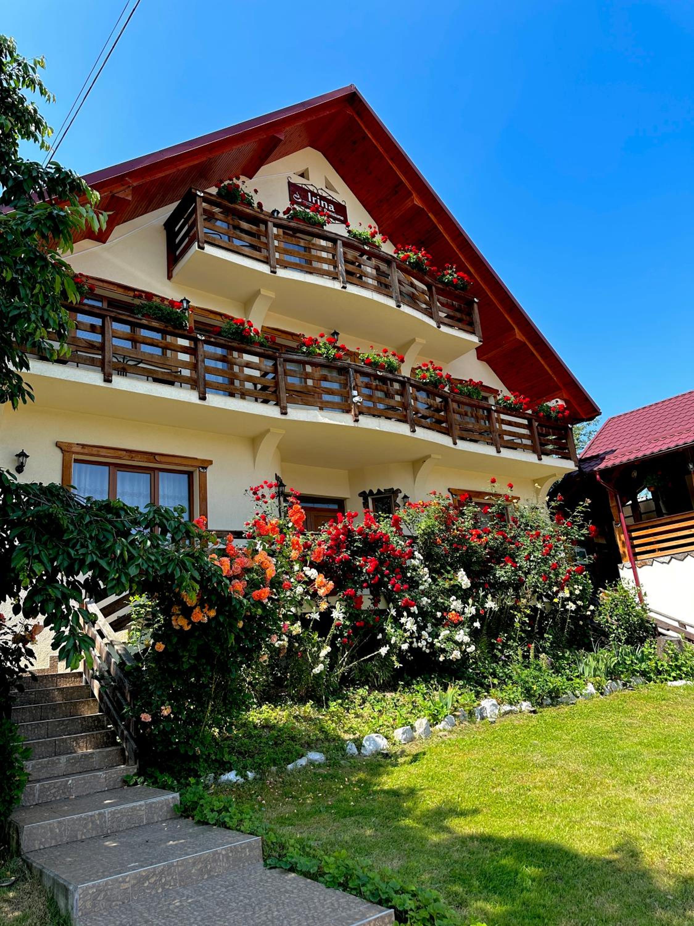 Pensiunea Irina Maramureș view 5