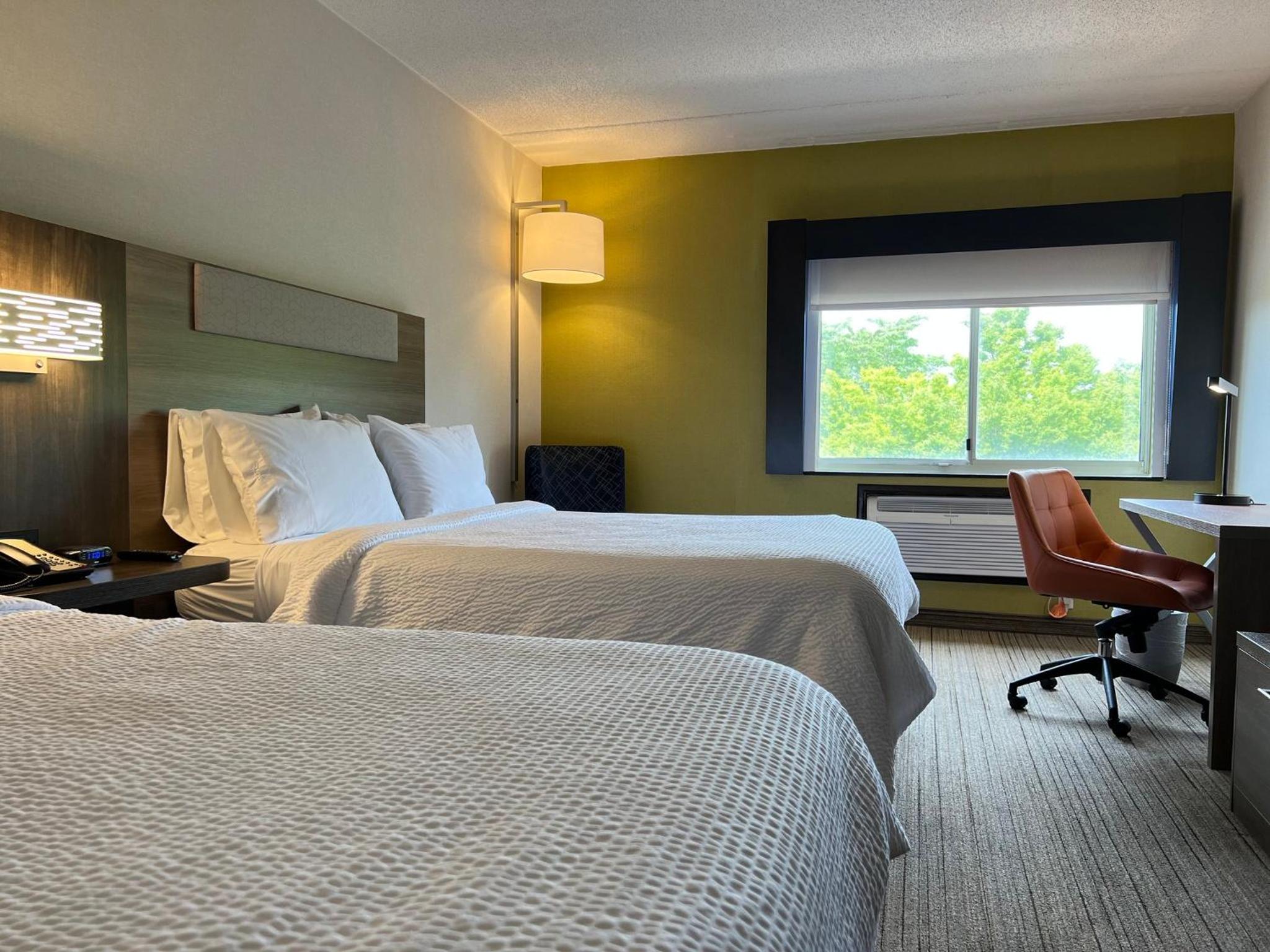 Holiday Inn Express Stony Brook-Long Island, an IHG Hotel - Property Image 7