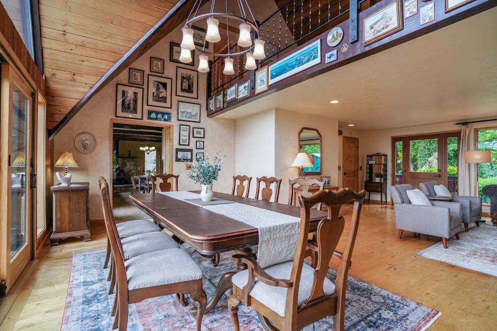 Enchanting Bavarian Cabin Retreat Pet-Friendly view 5