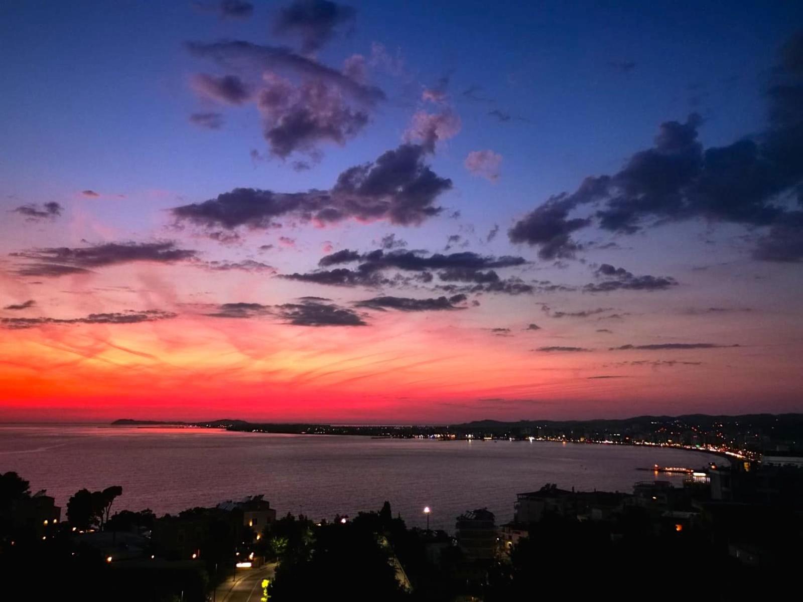 S.E.V. Sunset Homes