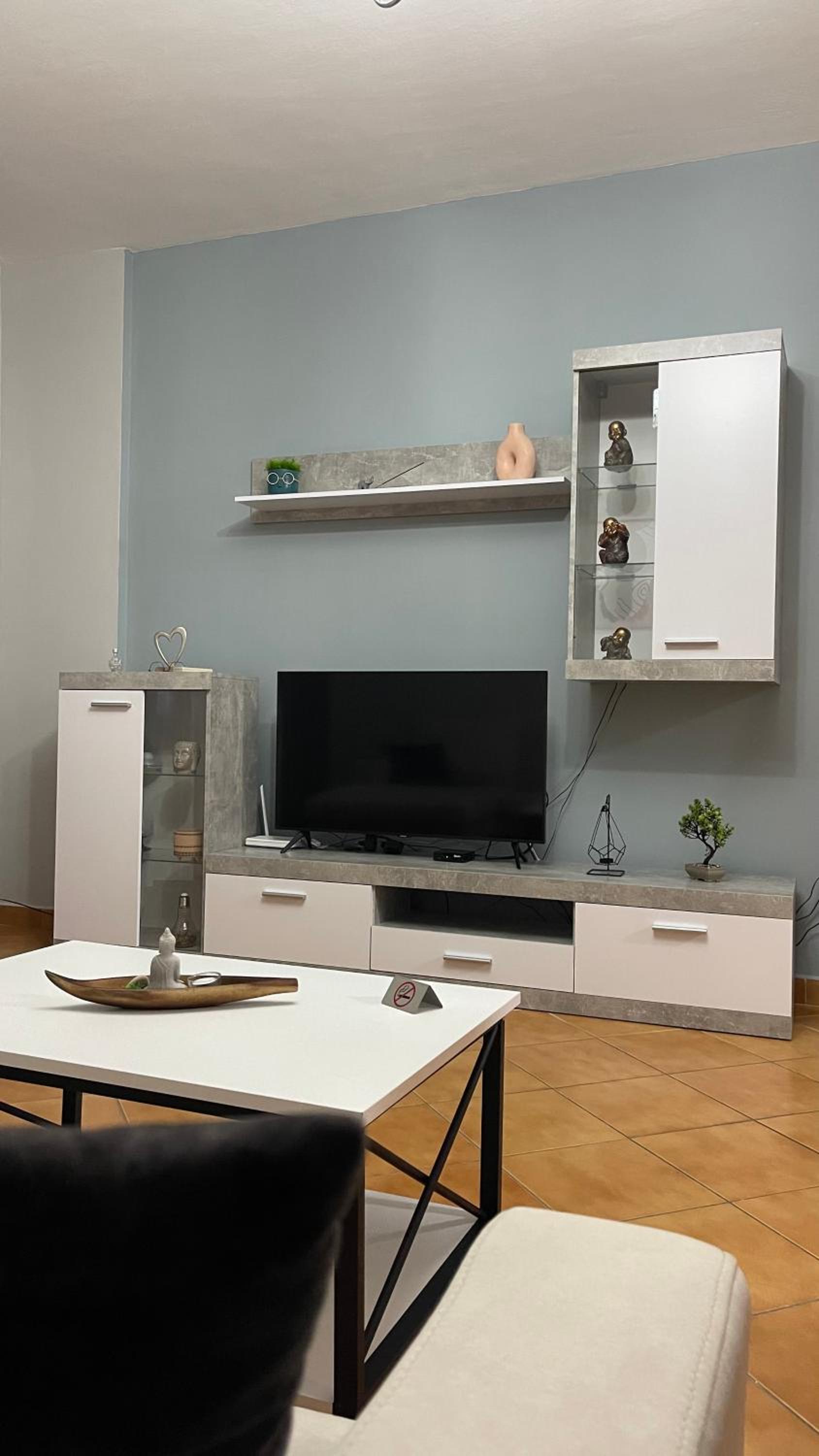 One-Bedroom Apartment Near U.S. Embassy