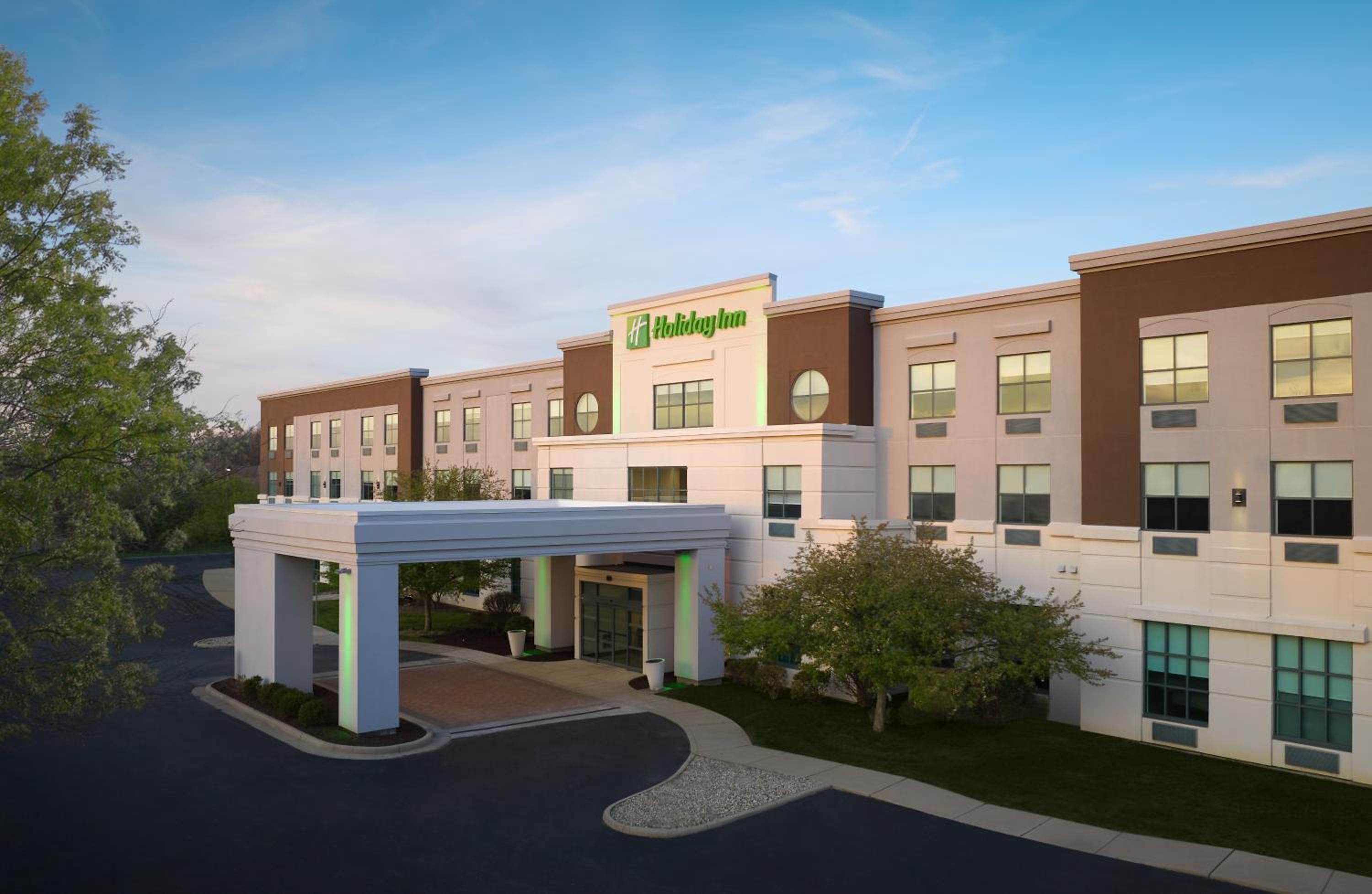 Hotel Holiday Inn Cincinnati Liberty Way by IHG