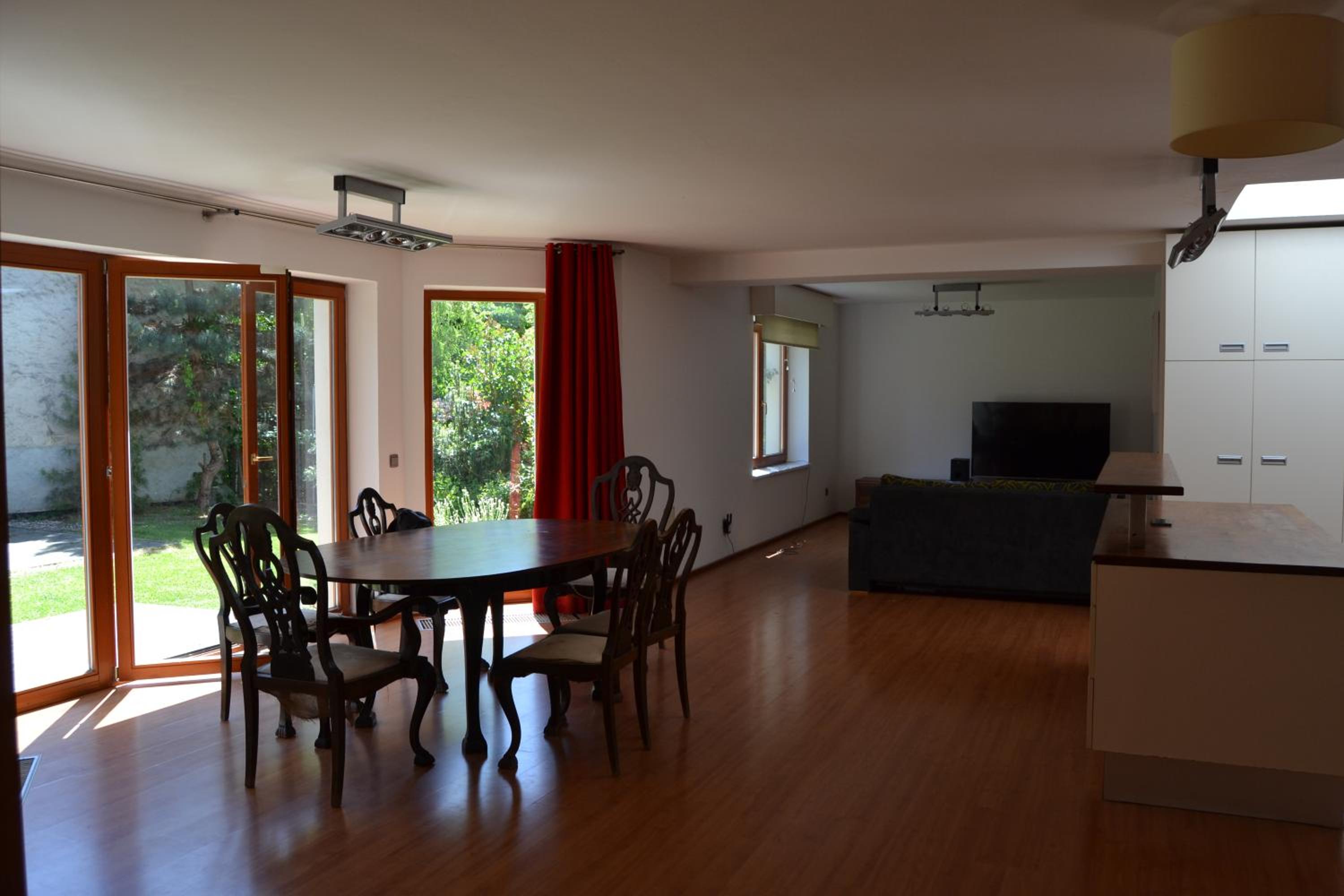 Large house with parking, 30 min to Prague center view 2