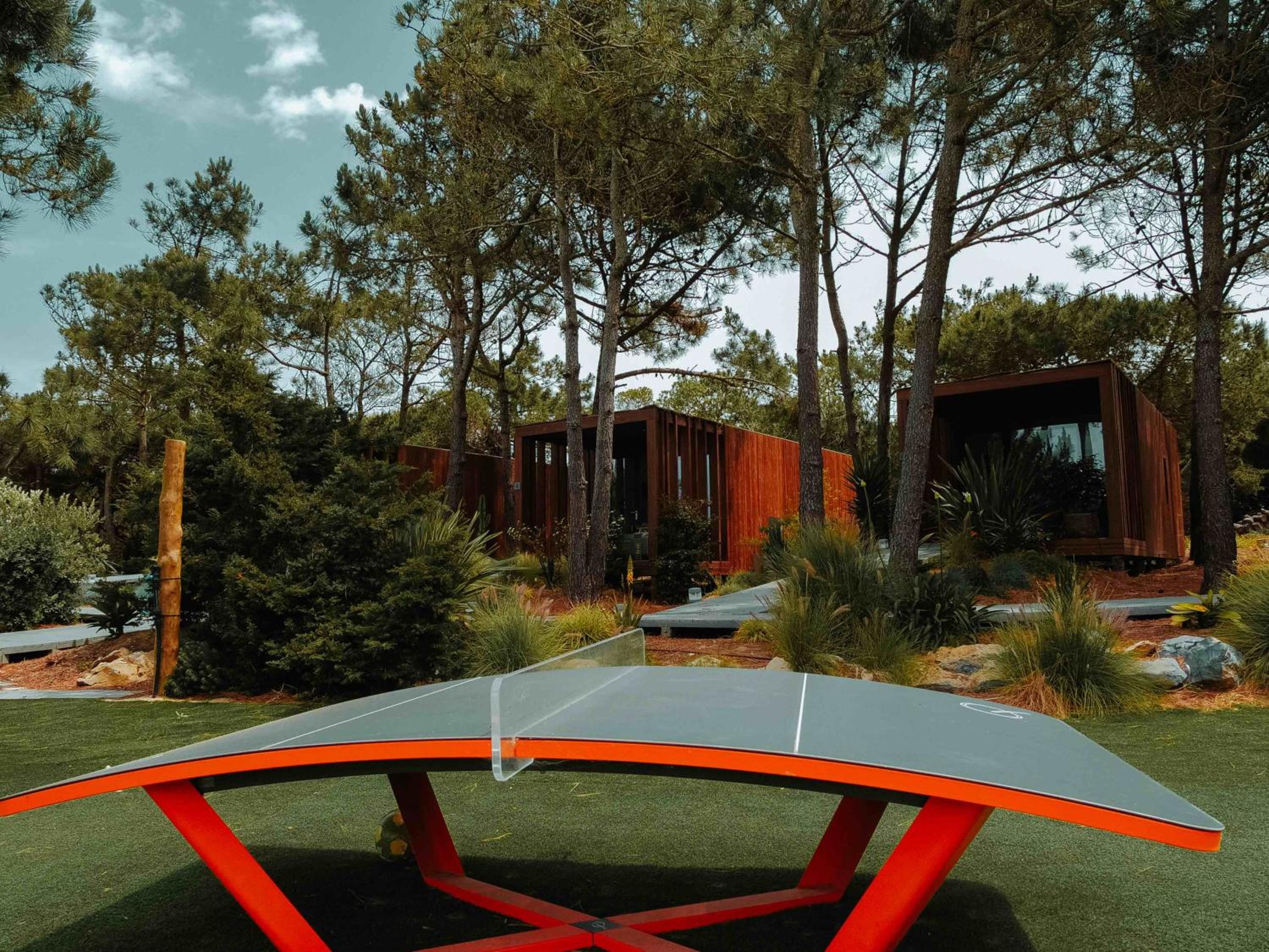 Azen Cool House