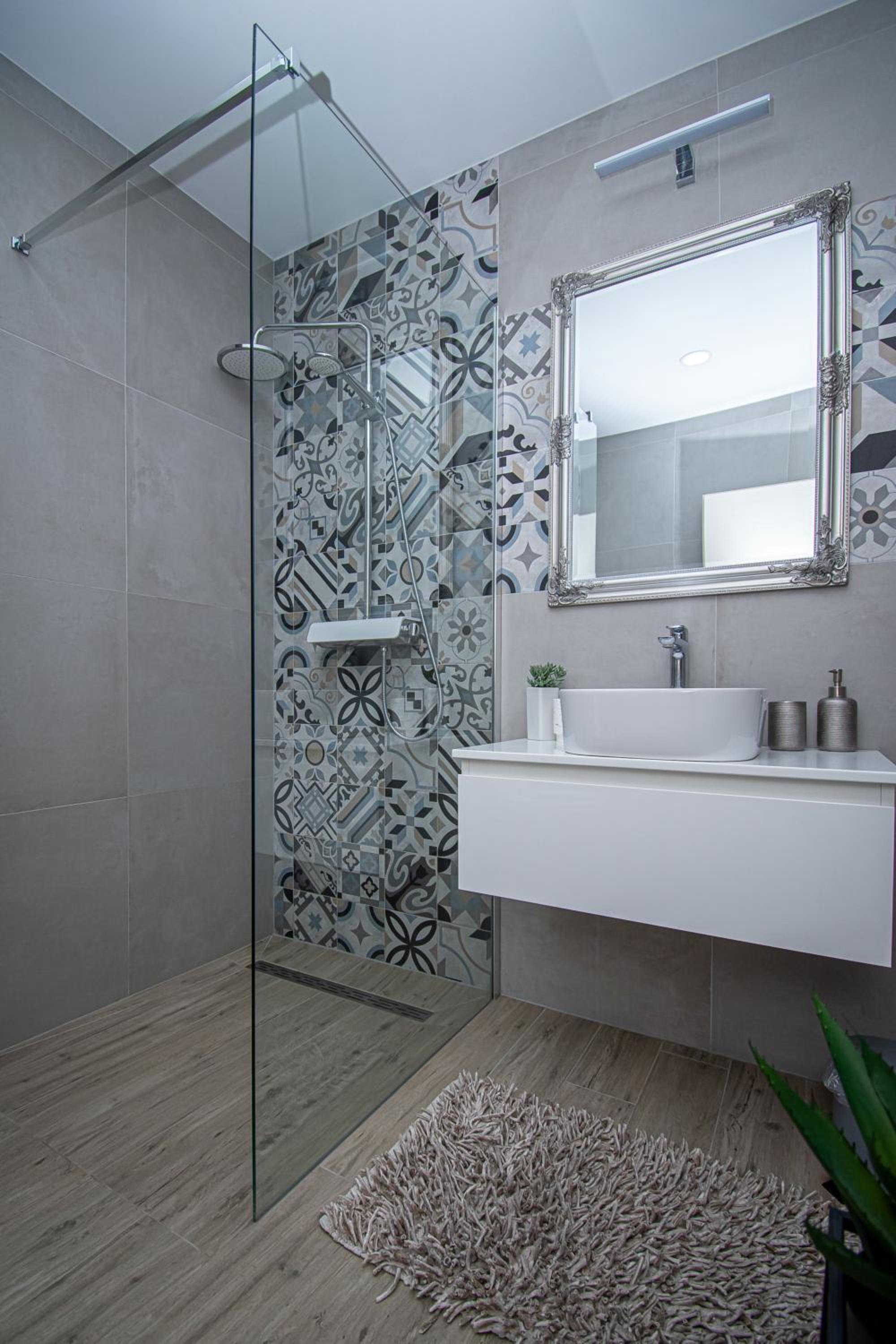 Beachfront Apartments Gabine