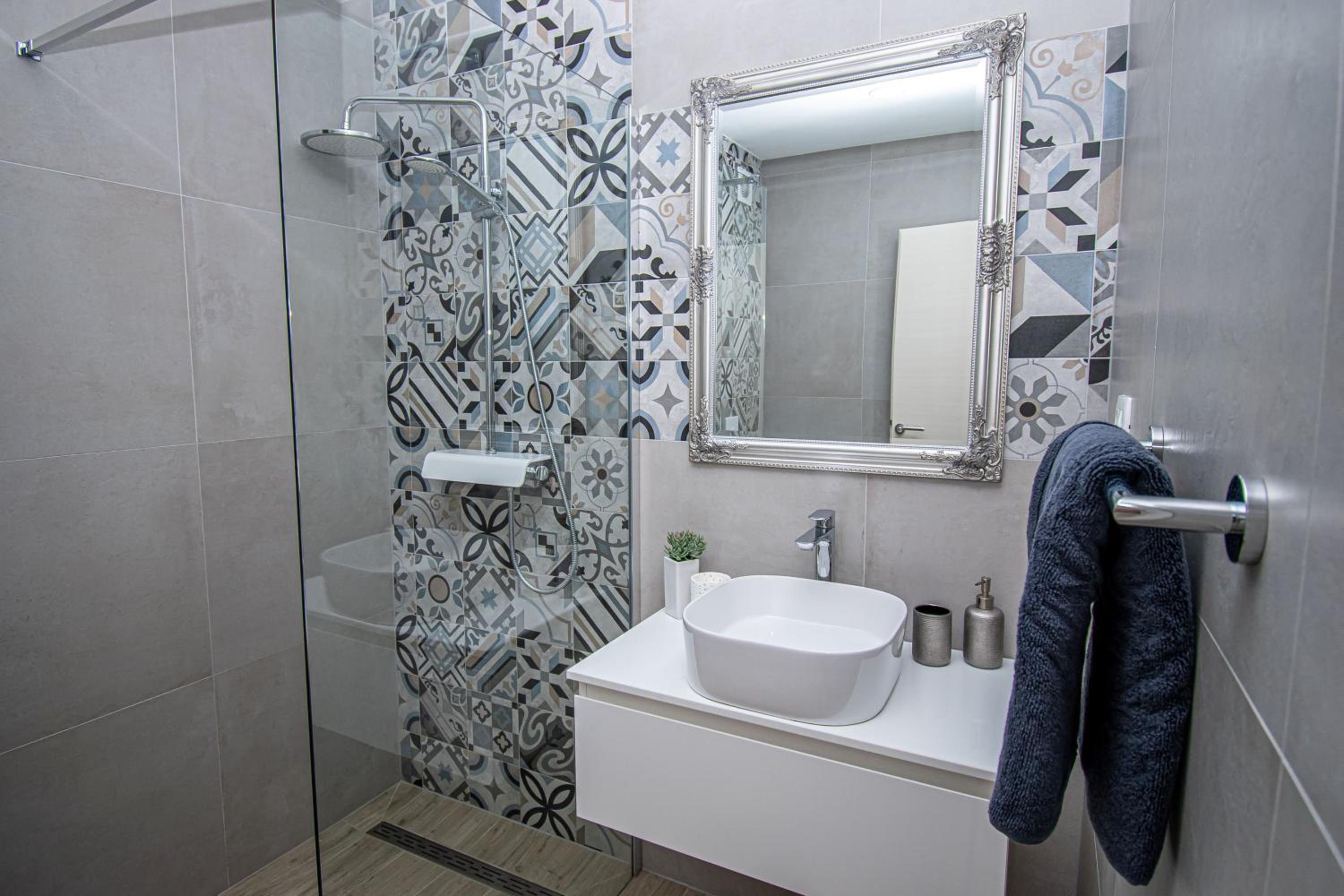 Beachfront Apartments Gabine
