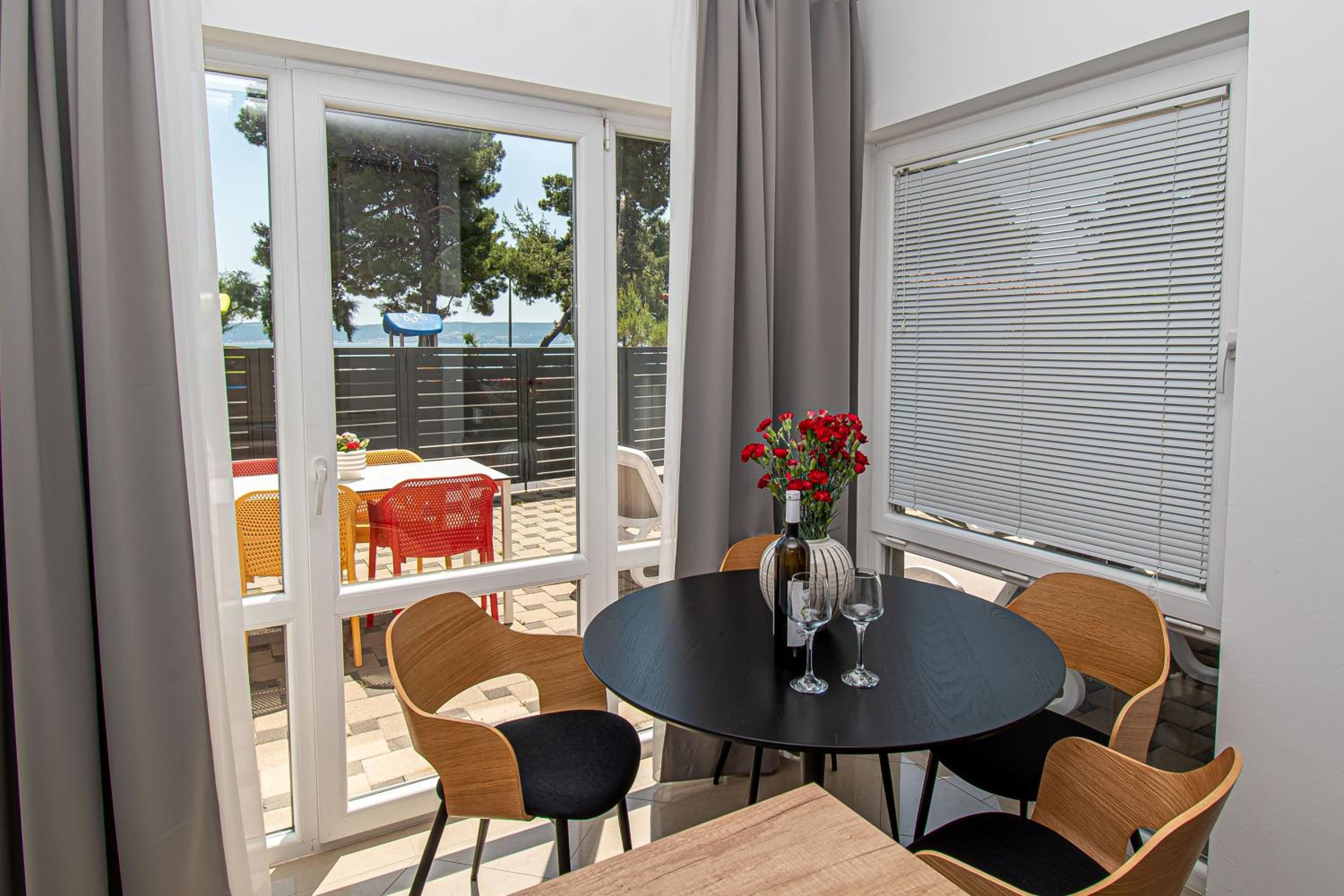 Beachfront Apartments Gabine