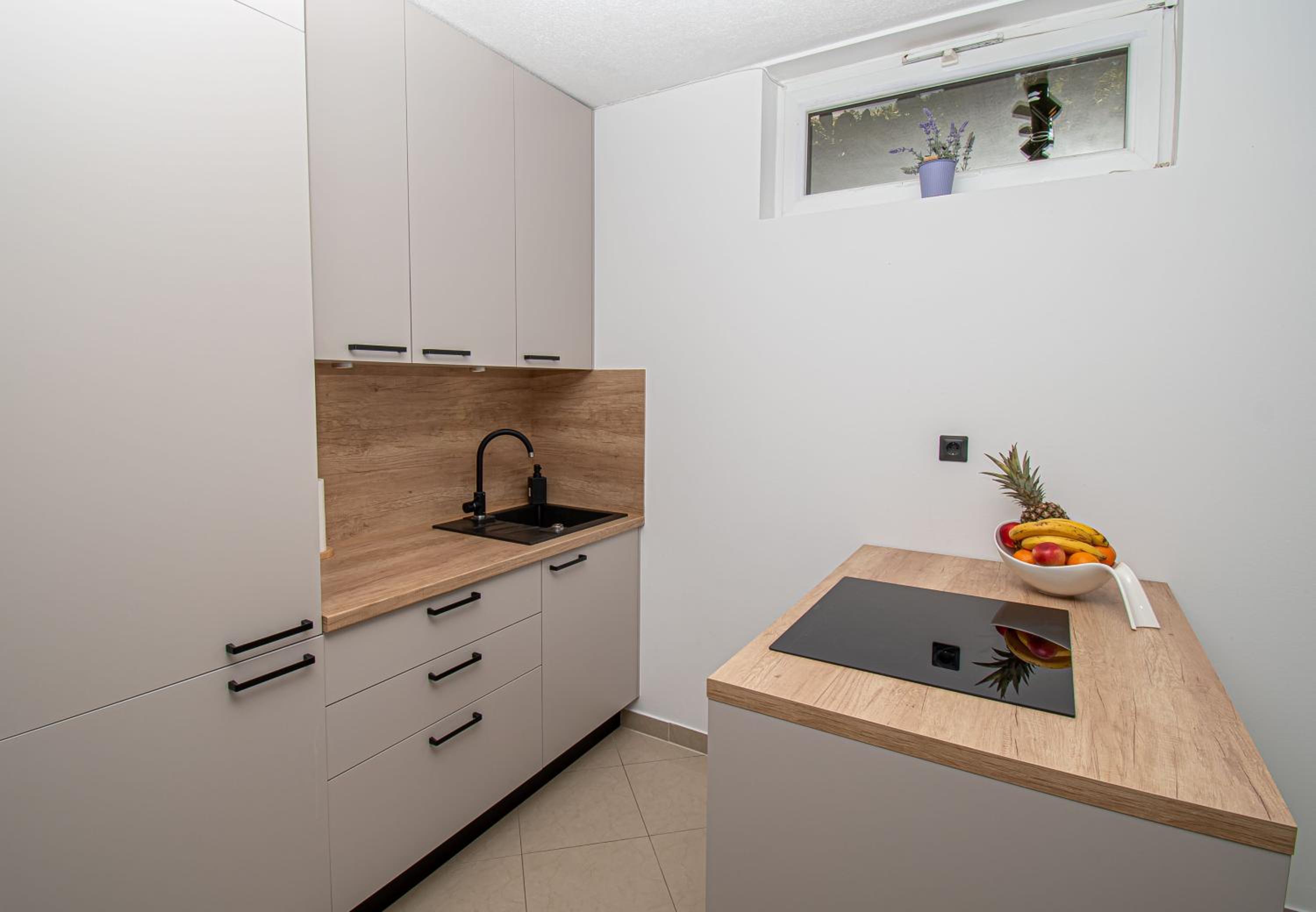 Beachfront Apartments Gabine