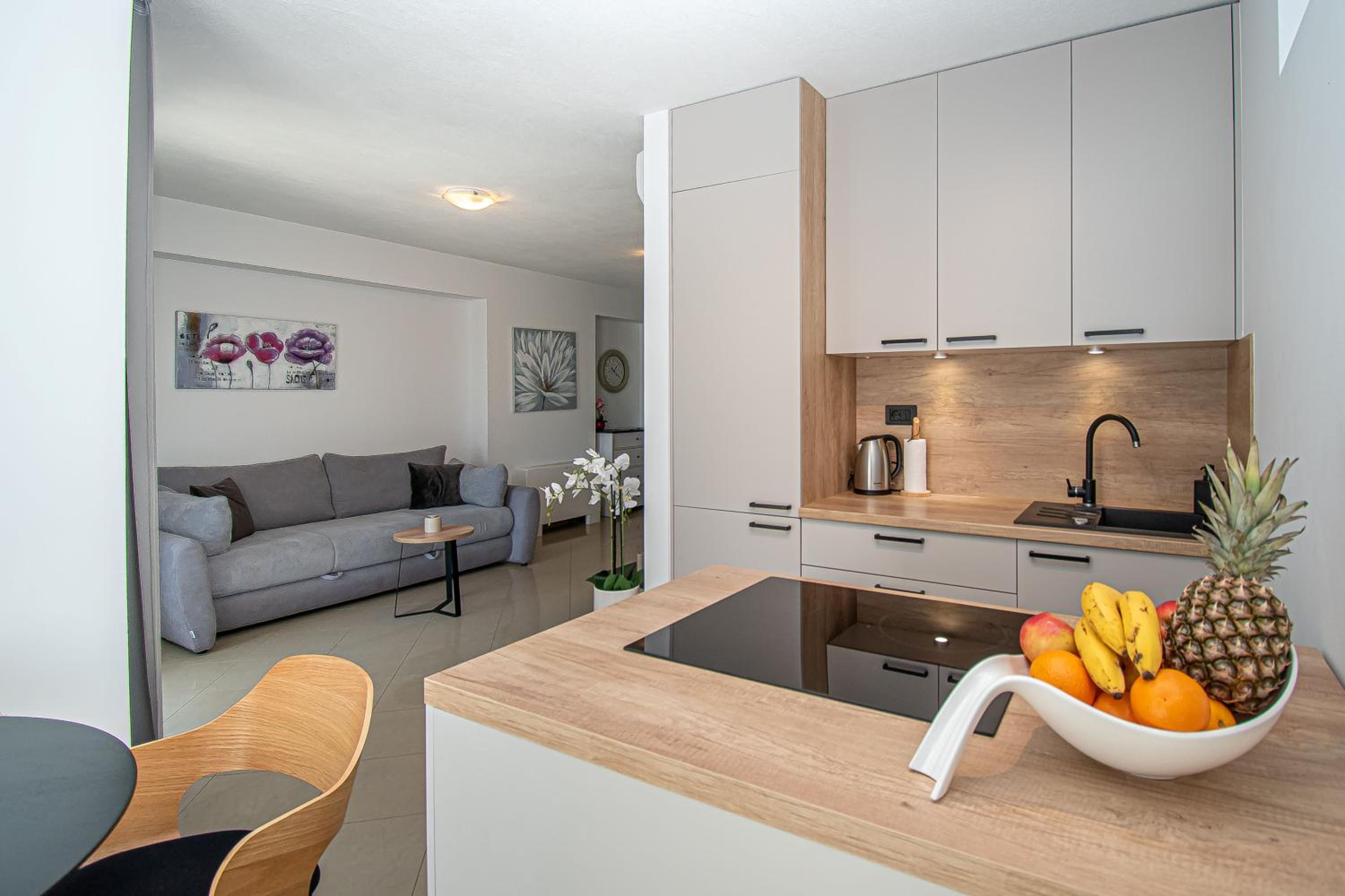 Beachfront Apartments Gabine