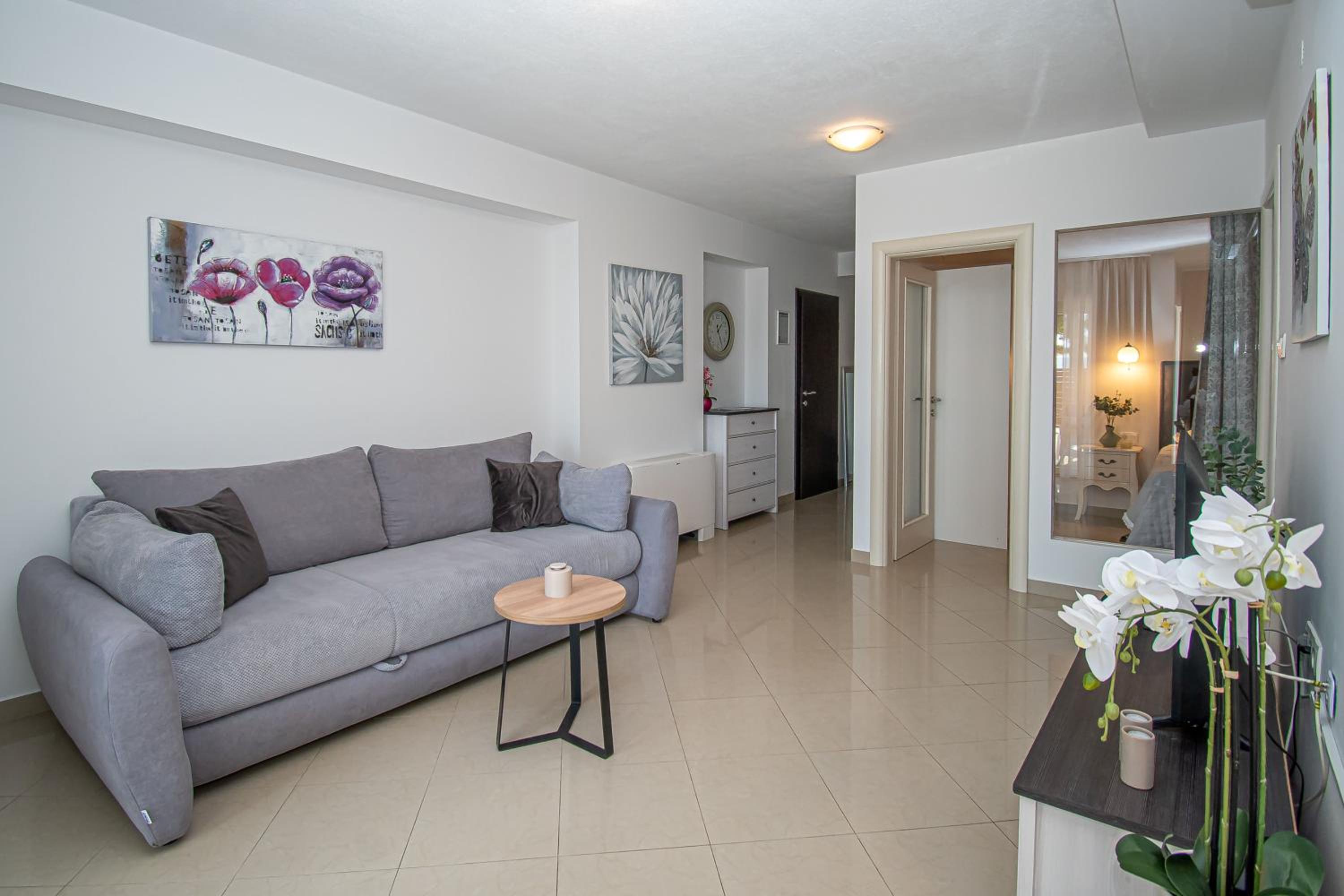 Beachfront Apartments Gabine