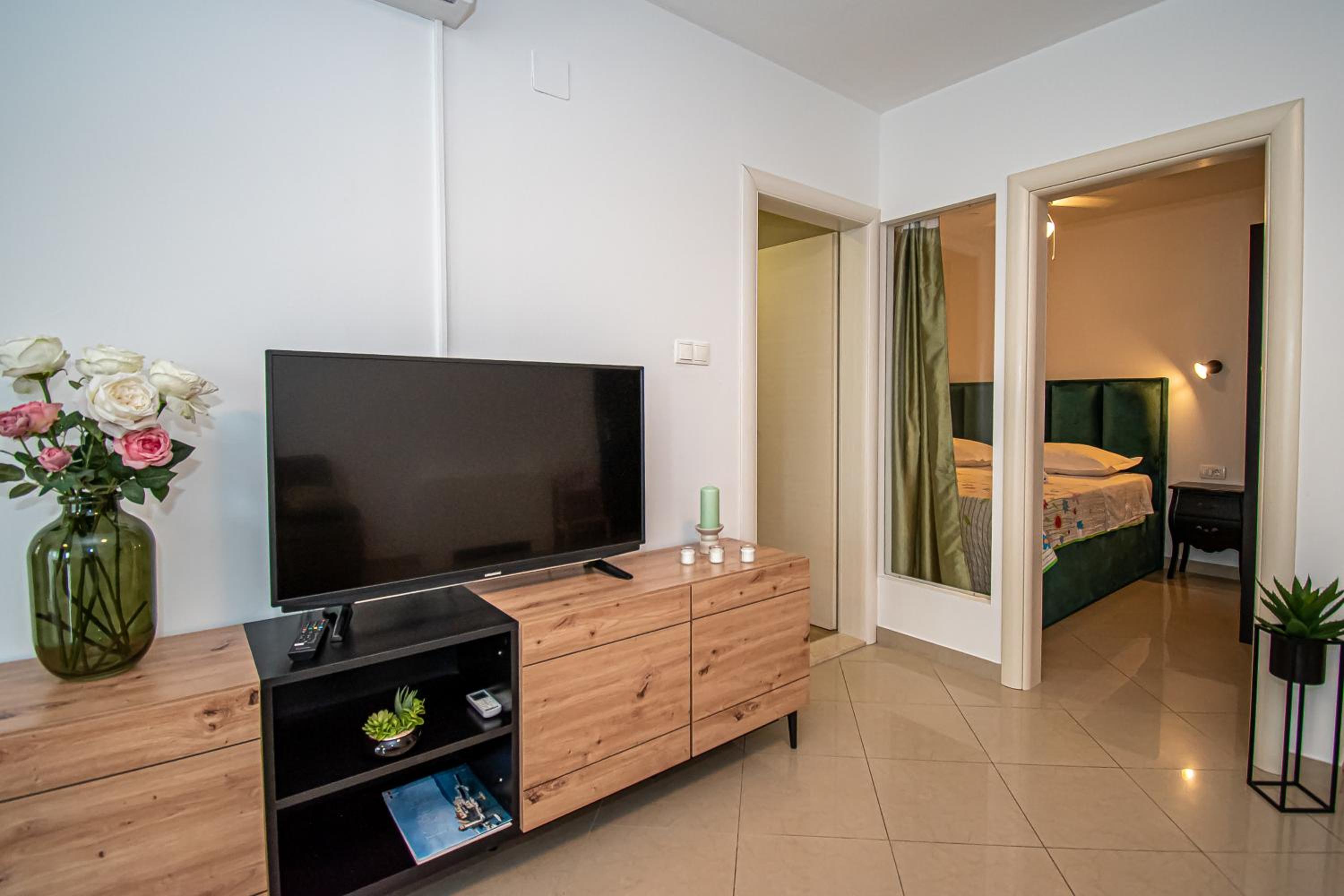 Beachfront Apartments Gabine