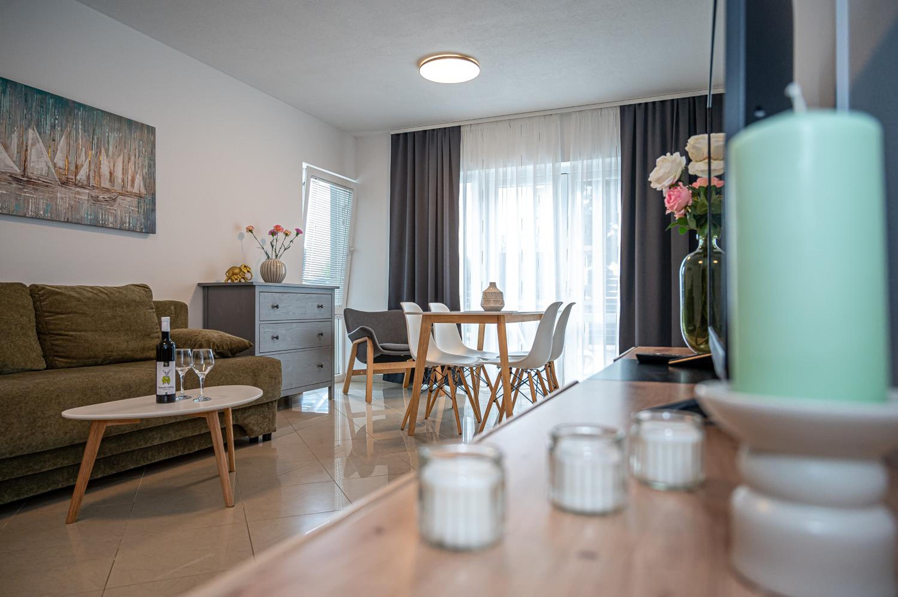 Beachfront Apartments Gabine