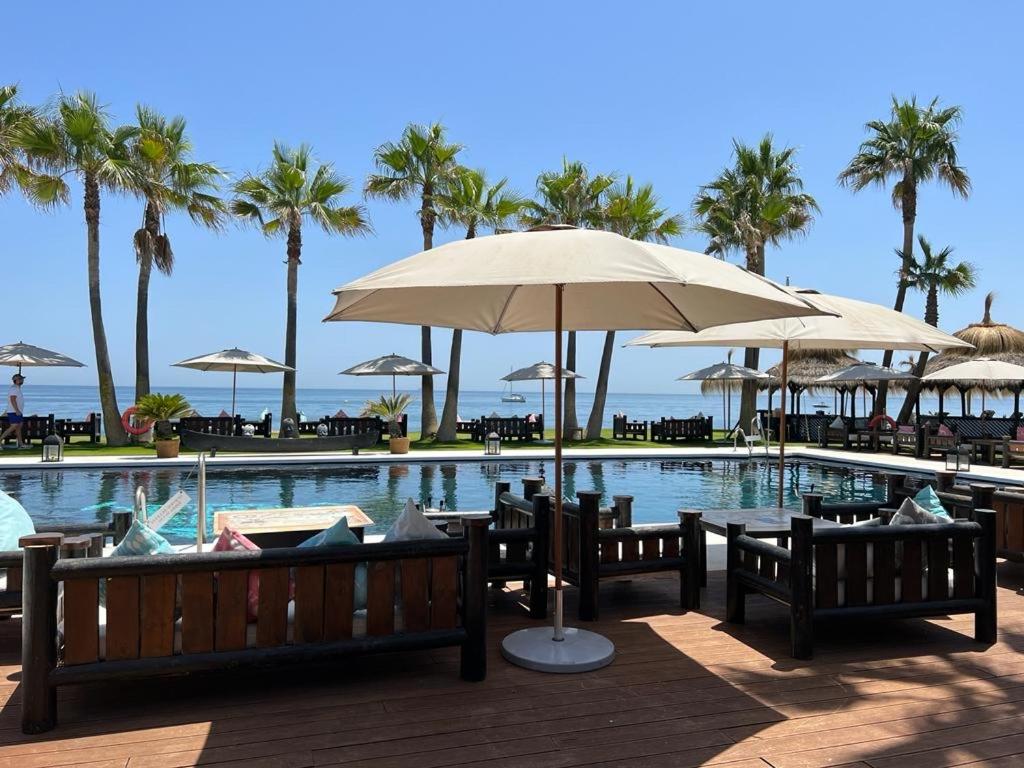 LUXURY APARTMENT MARINA DE SOTOGRANDE Playa y Jardín