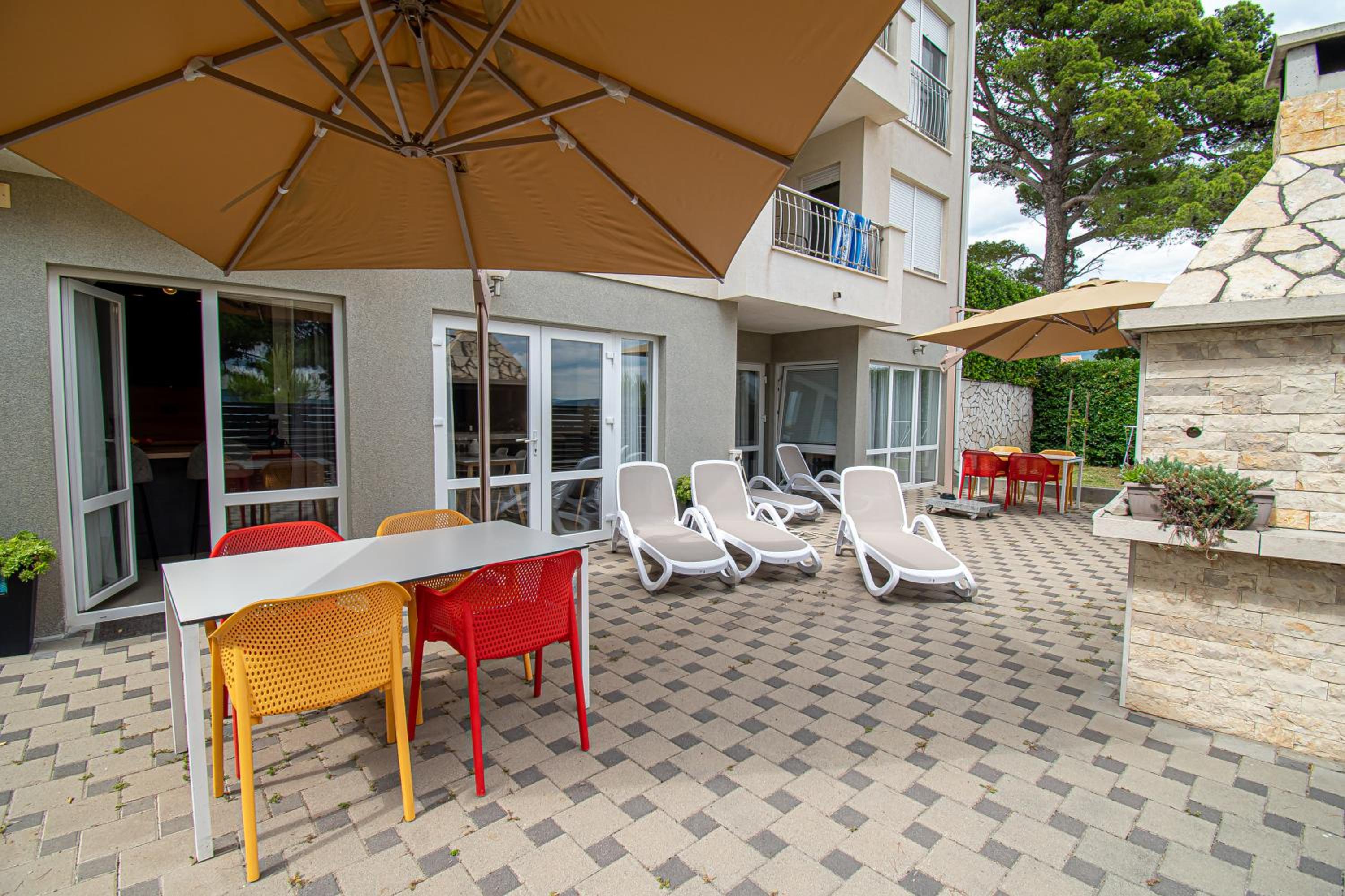 Beachfront Apartments Gabine