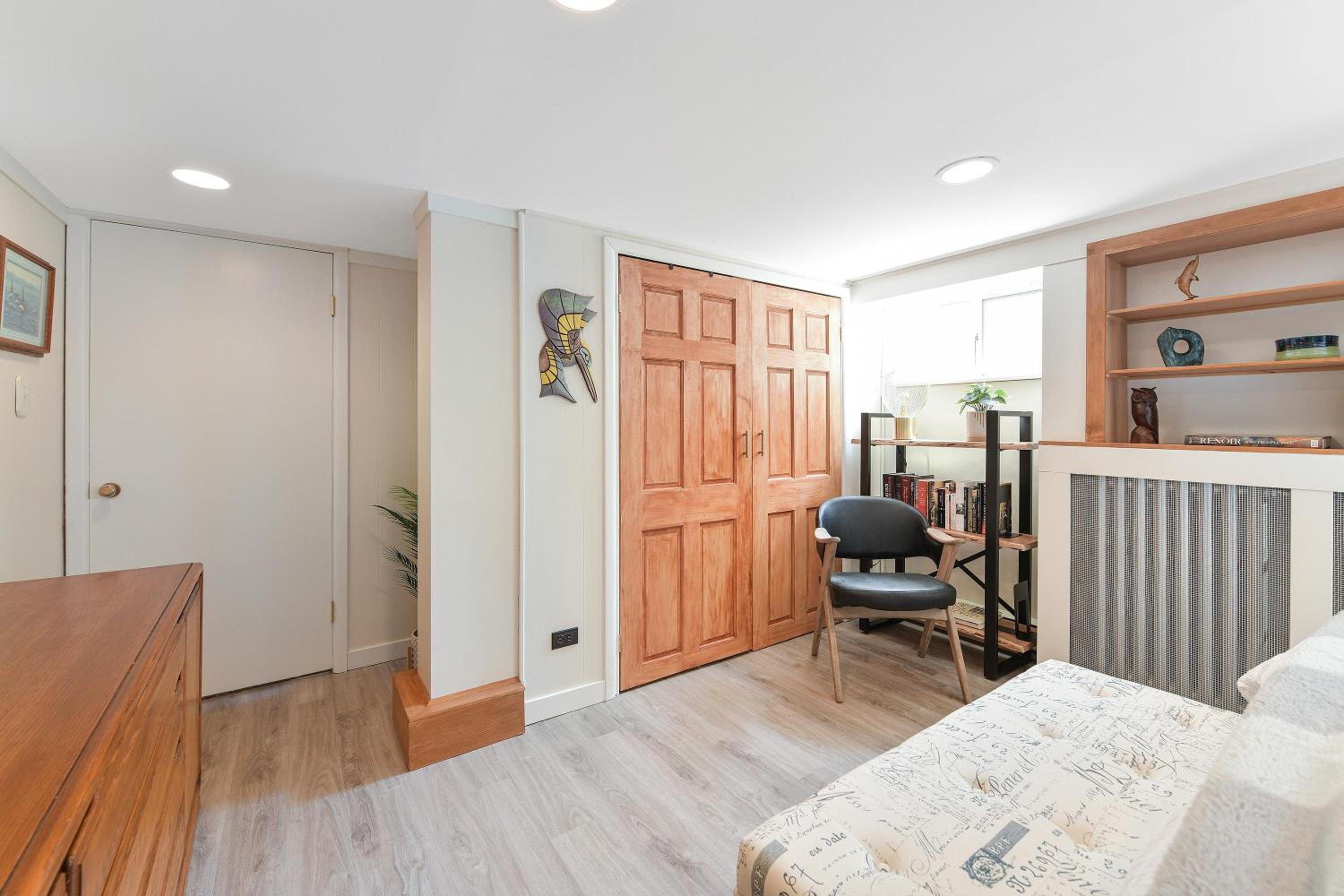 Gulf Island View Suite by EMR Vacation Rentals