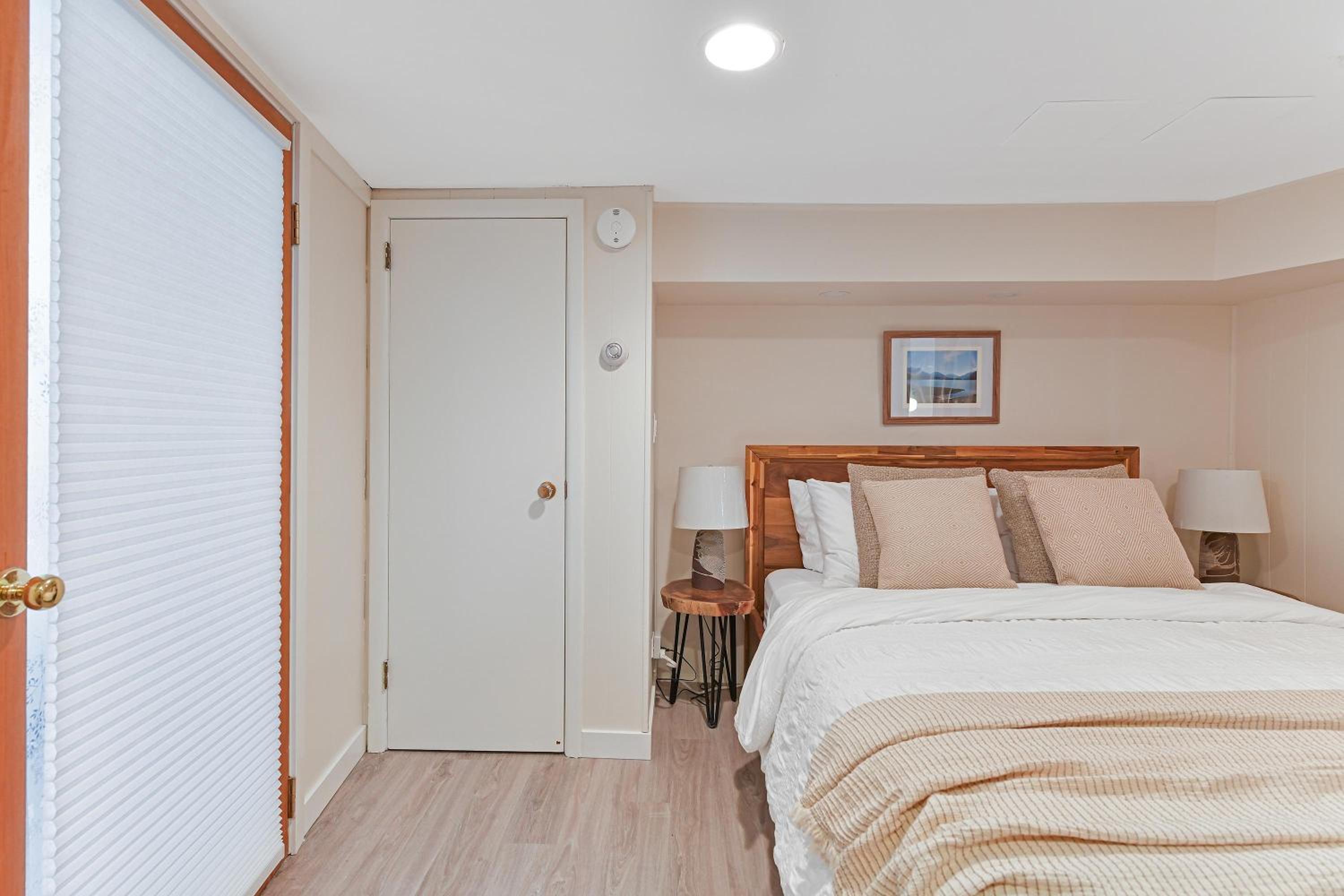 Gulf Island View Suite by EMR Vacation Rentals