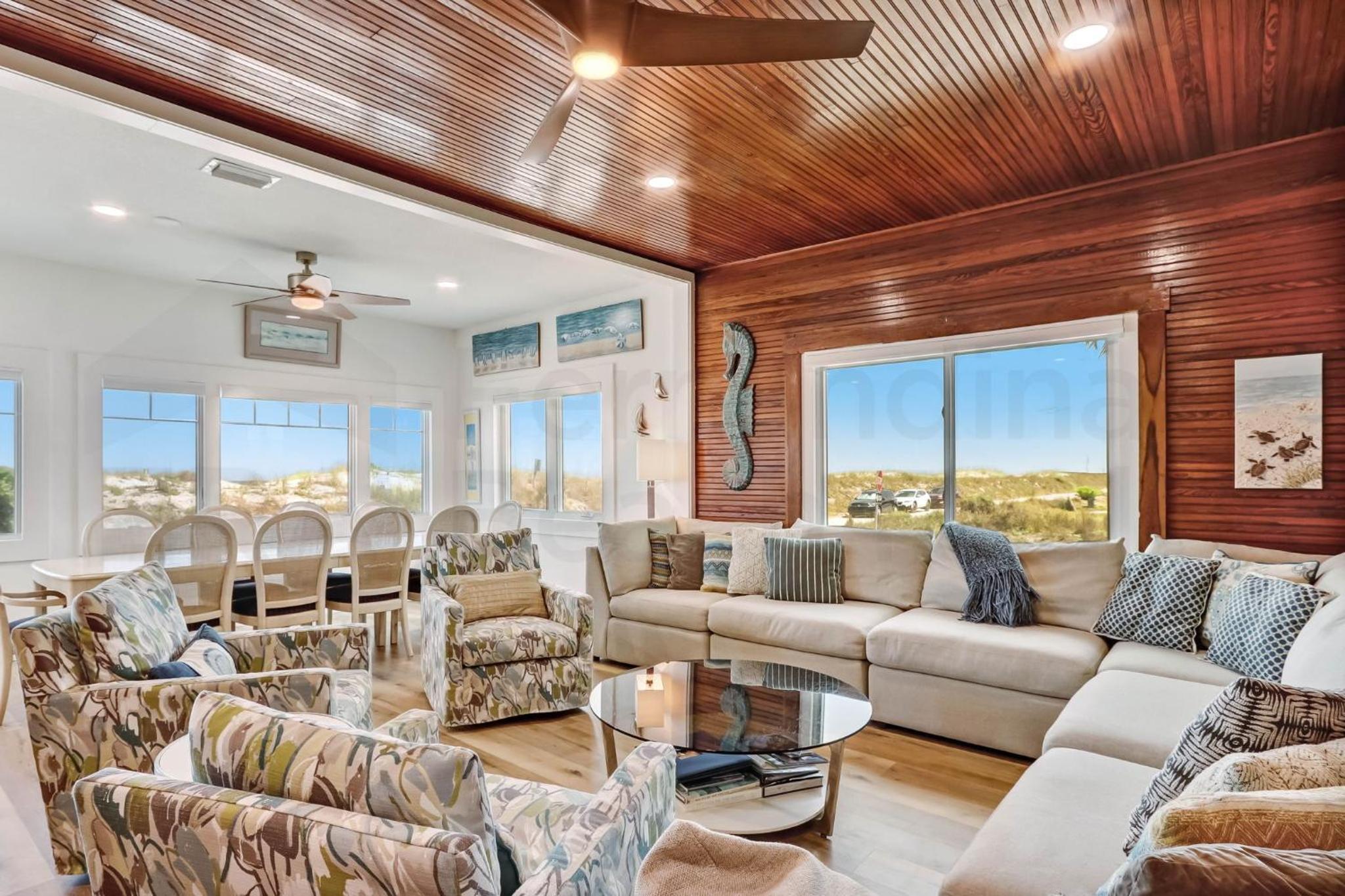 DogFriendly Beachfront Condo view 3